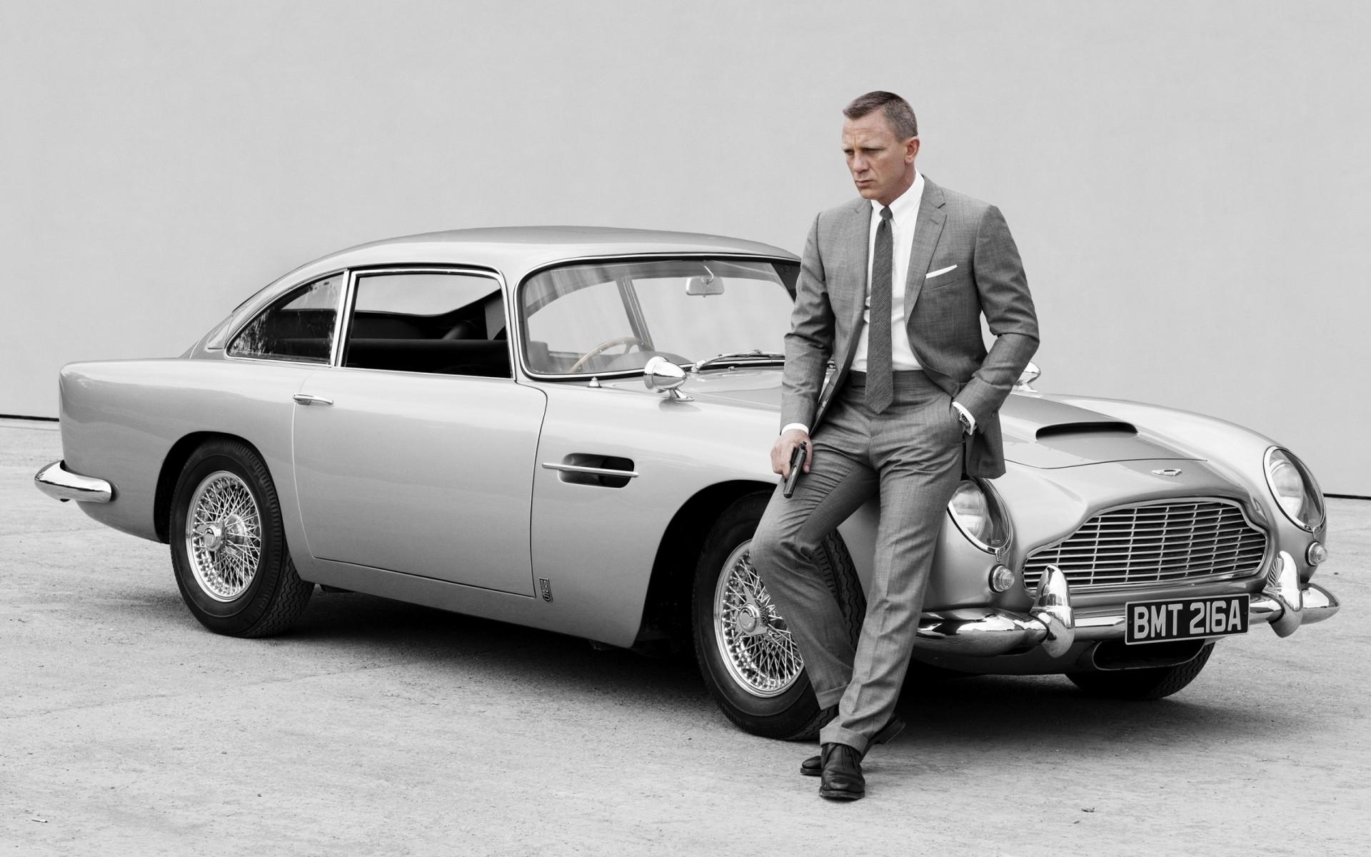 James Bond Skyfall 007. Android wallpaper for free