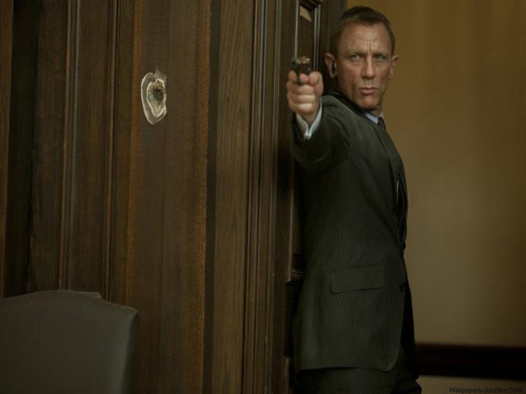 James Bond iPhone Wallpaper Skyfall Daniel Craig