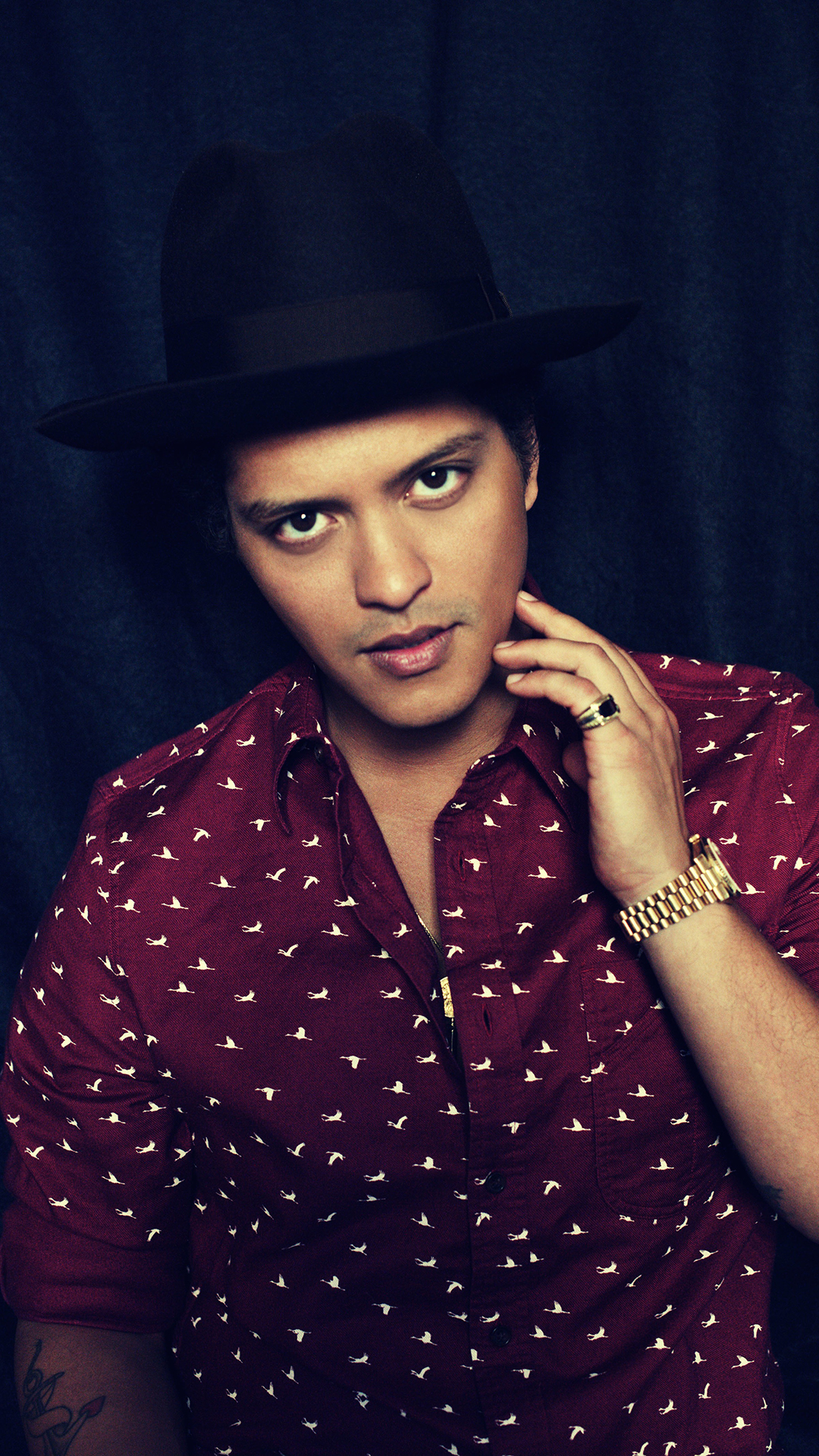 Bruno Mars htc one wallpaper, free and easy to download