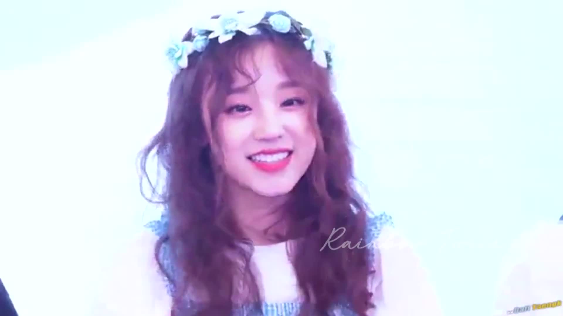 ♡ (G)I DLE Yuqi Funny And Cute Moments ♡ GIF. Find, Make & Share