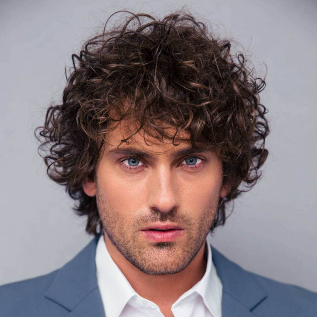 Curly Hairstyle & Haircuts Men's Guide