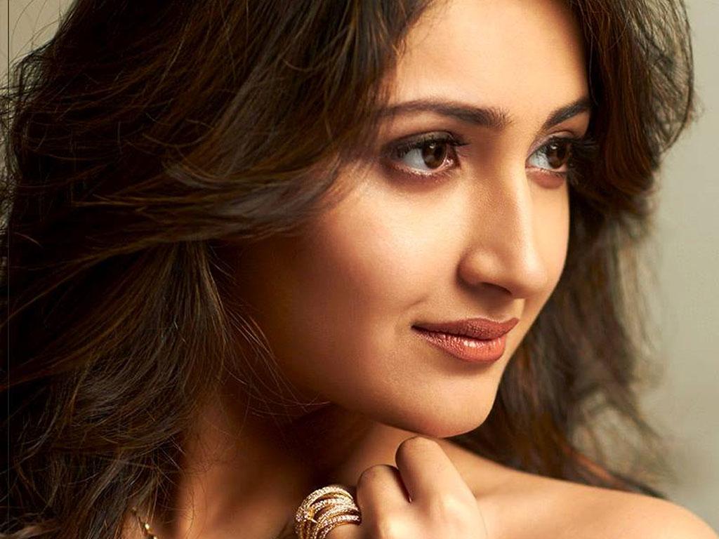 Sayyeshaa Saigal HQ Wallpaper. Sayyeshaa Saigal Wallpaper