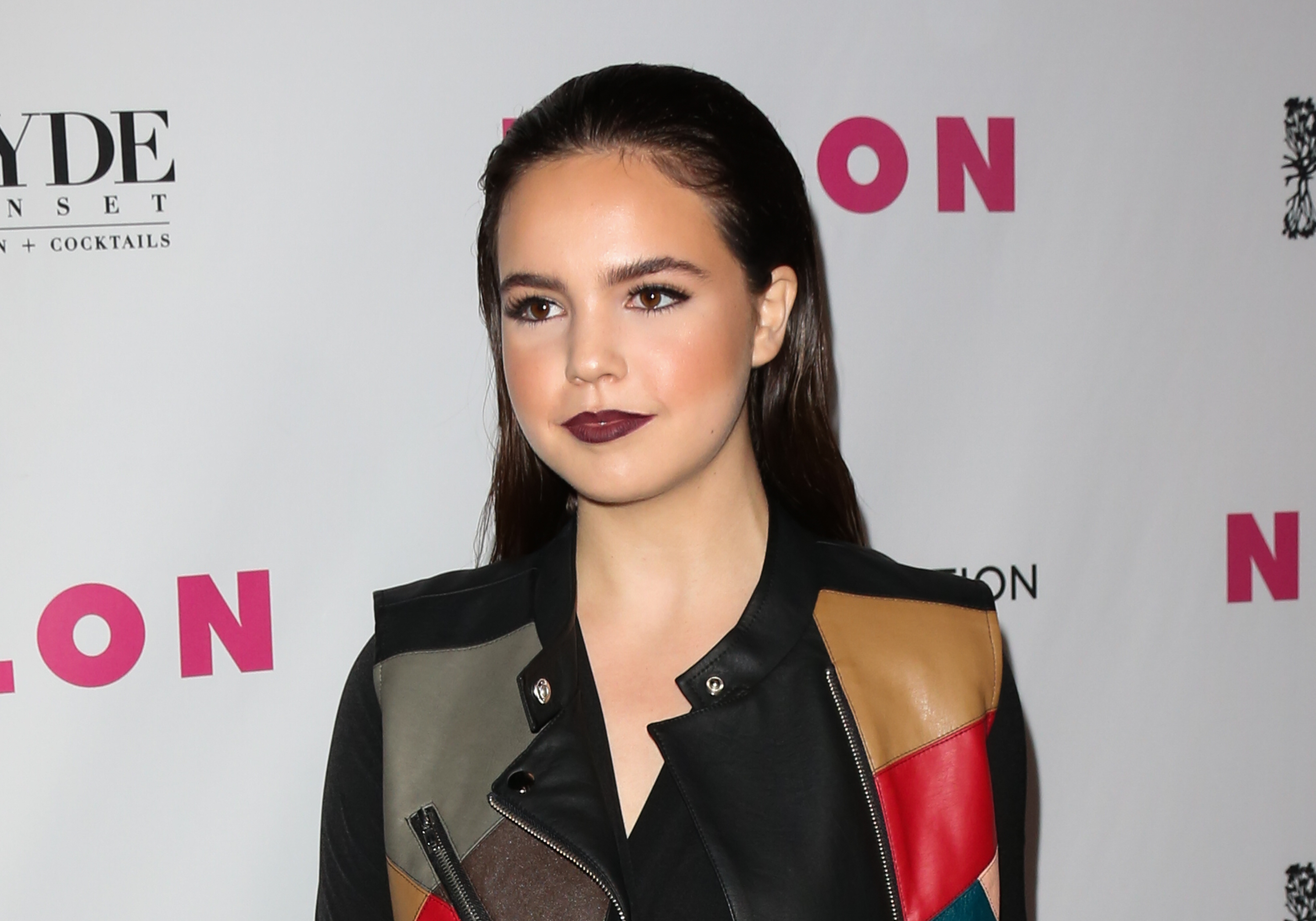 Bailee Madison Contact Address, Phone Number, Email ID, Office
