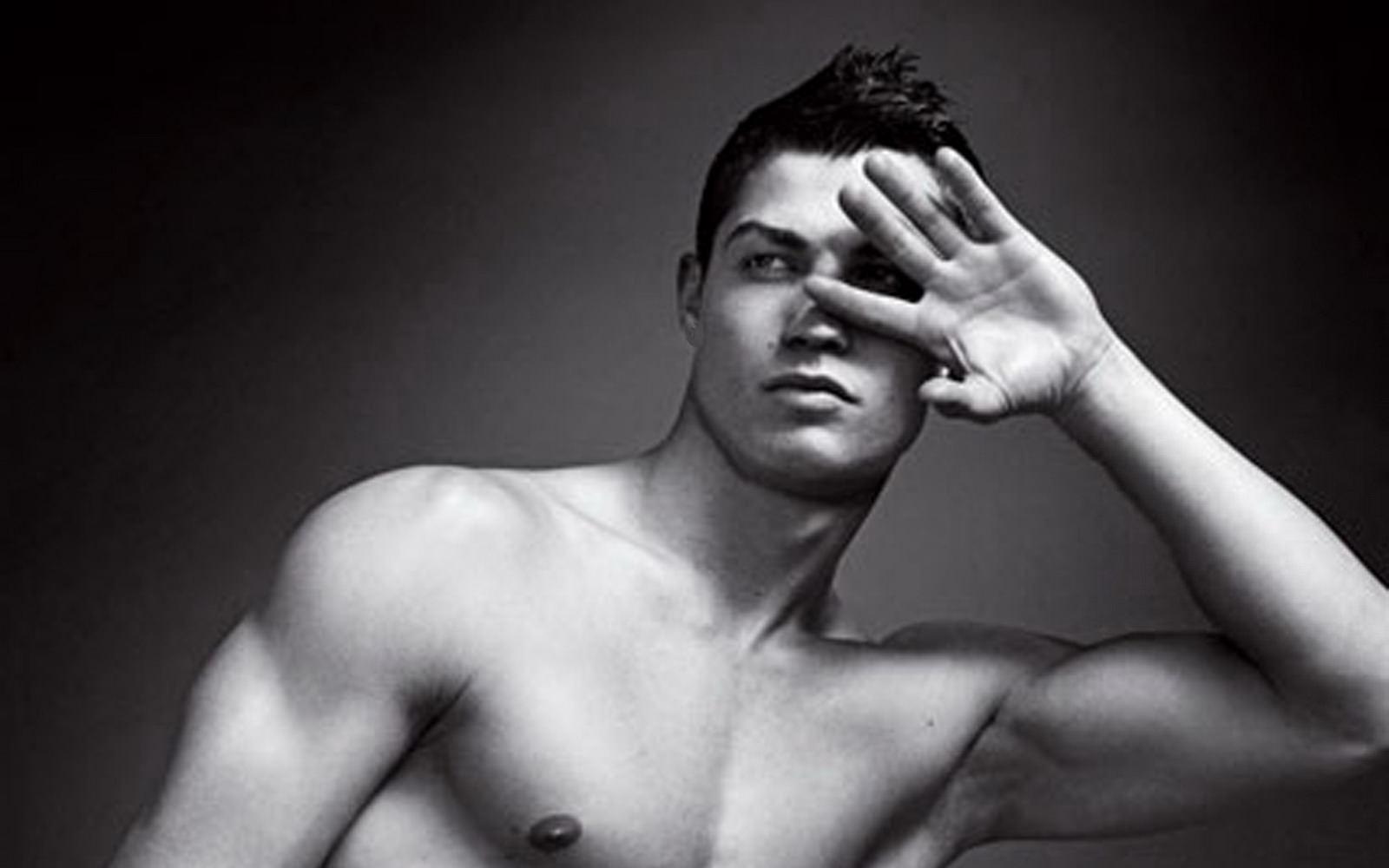 Cristiano Ronaldo Model Wallpaper