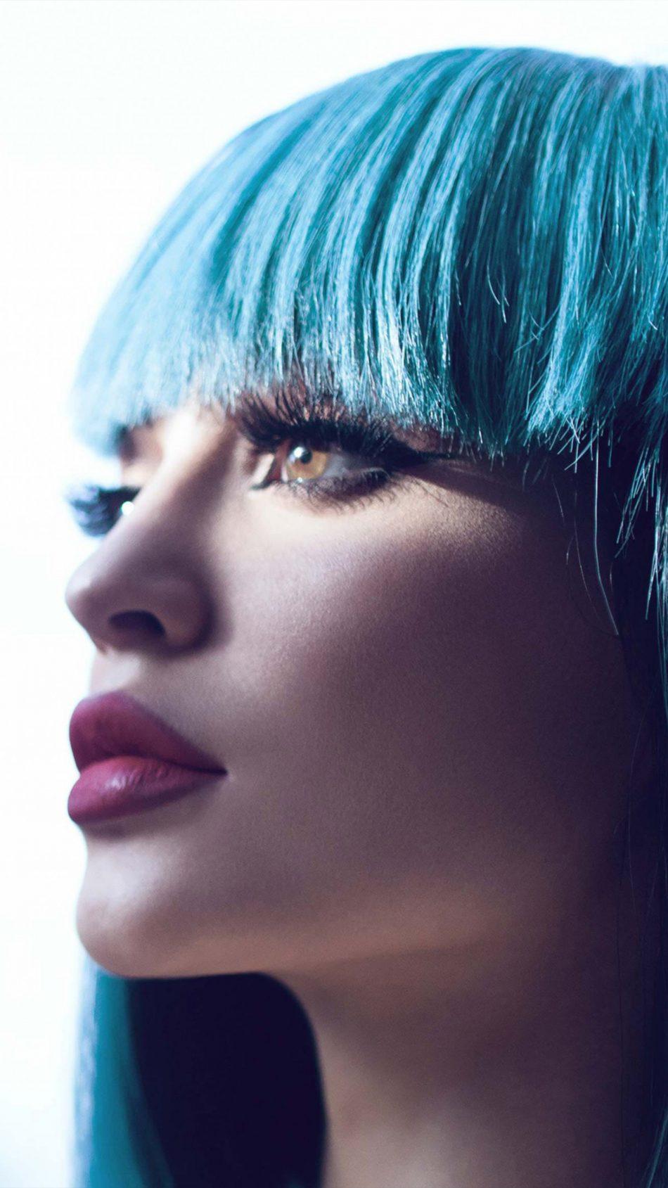 Download Kylie Jenner Blue Hair Free Pure 4K Ultra HD Mobile Wallpaper