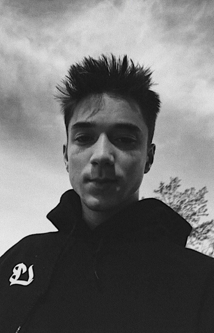 Daniel Seavey Aesthetic Wallpapers - Wallpaper Cave