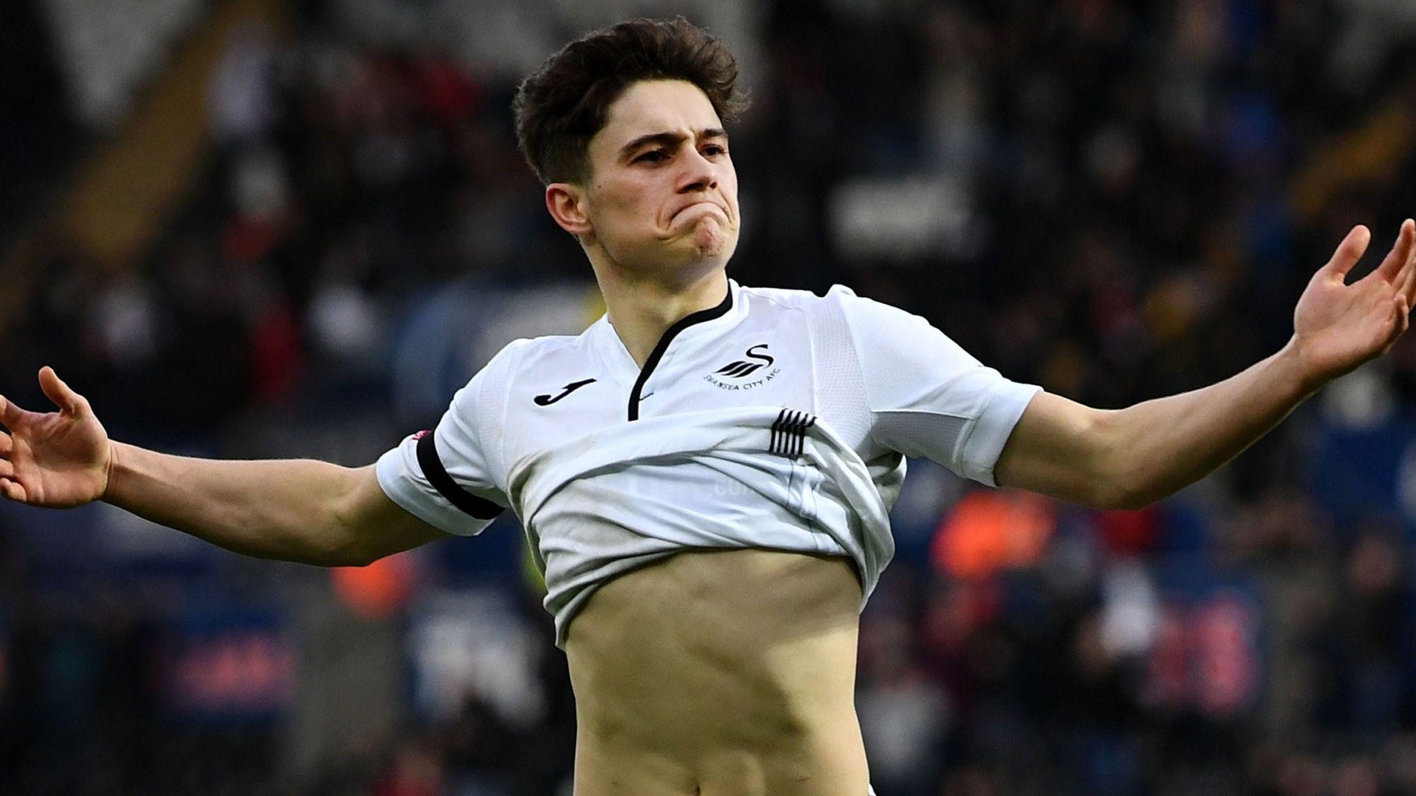 Wales youngster Daniel James reveals Swansea contract talks are