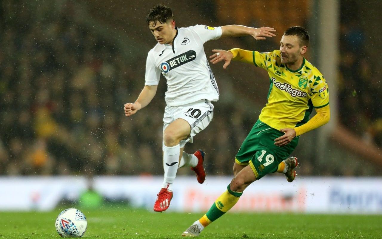 Emiliano Buendia steals in to push Norwich five points clear
