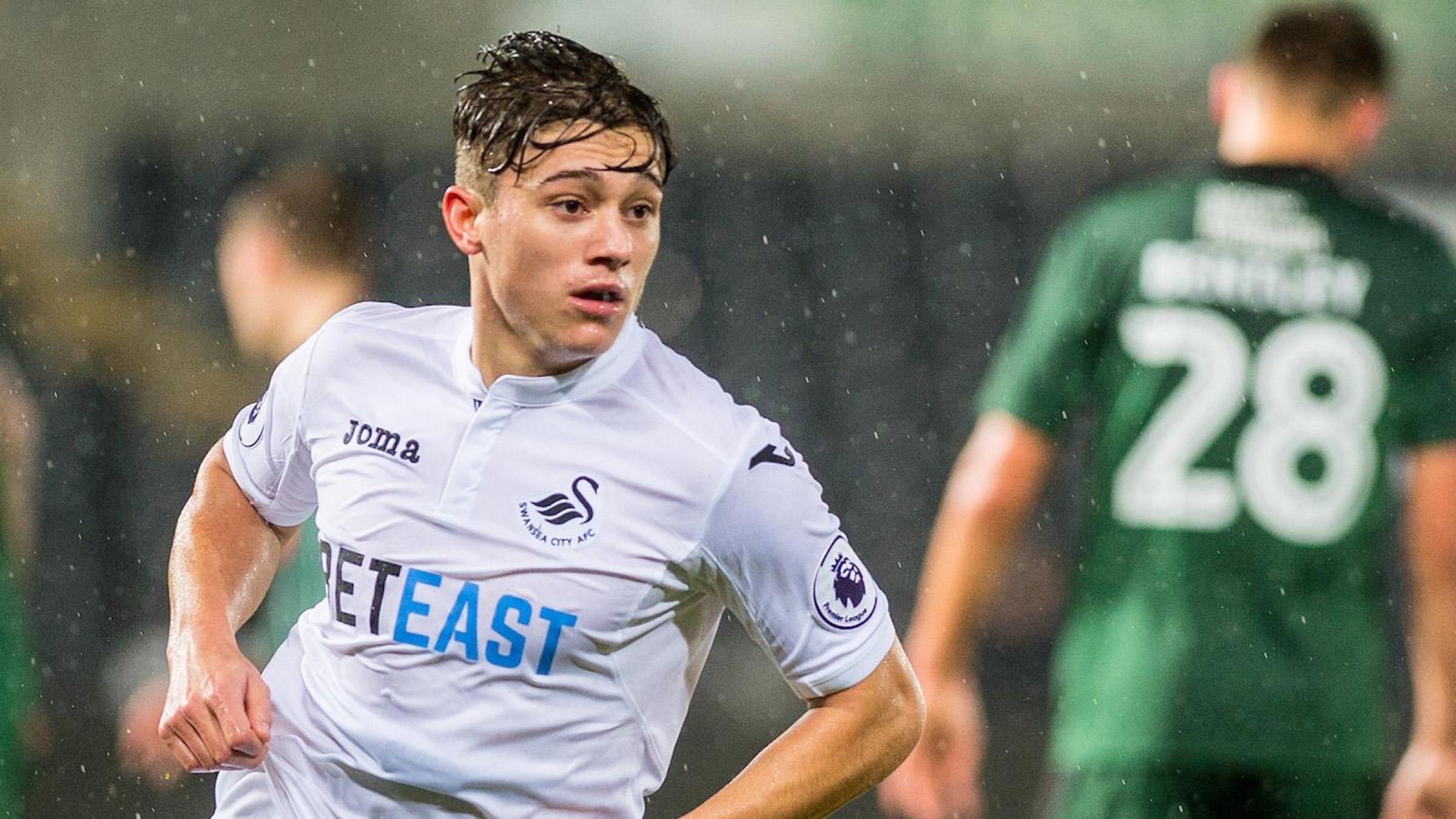 Reds In Pole Position To Sign 21 Year Old Swansea Midfielder
