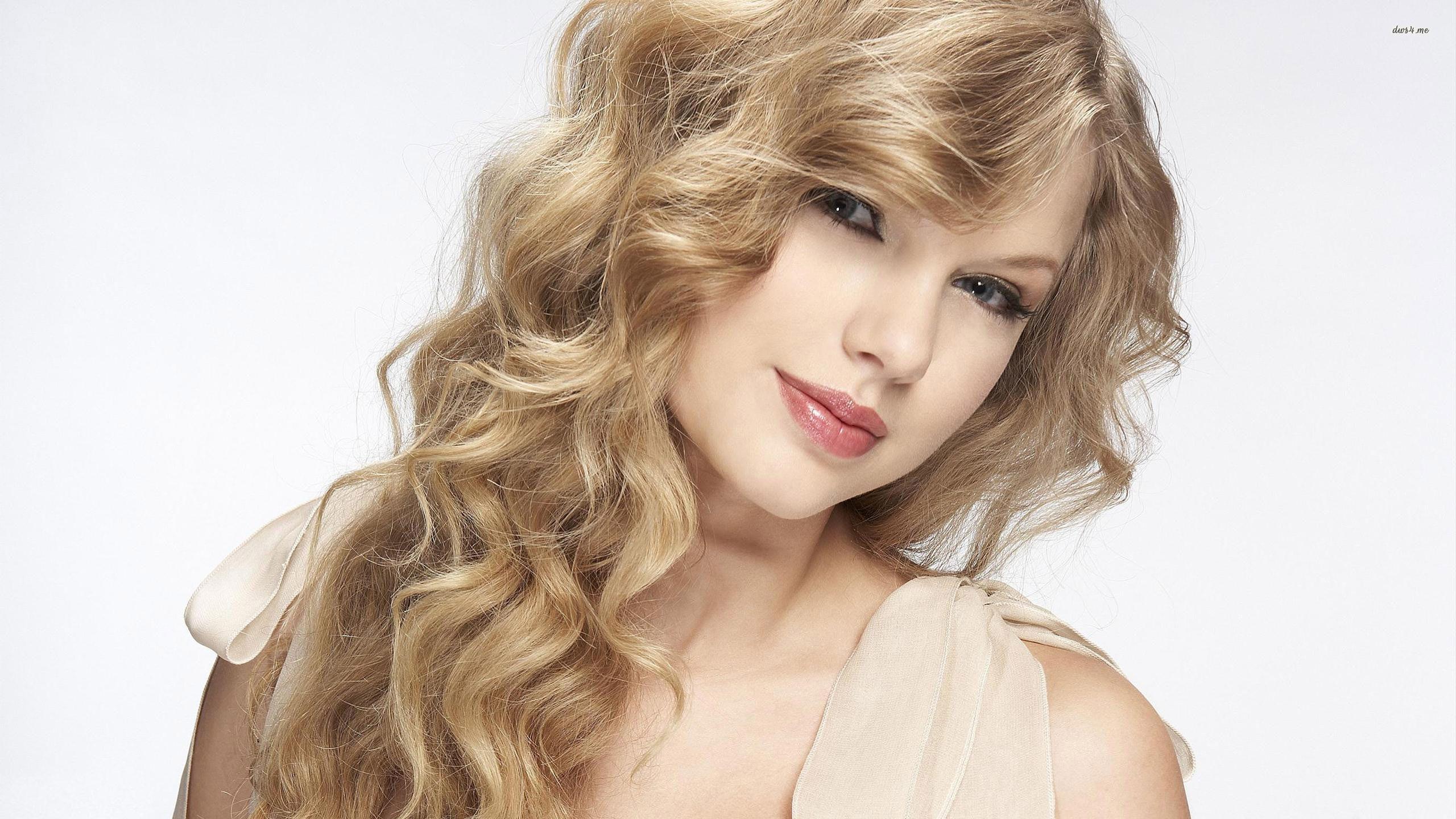 Cute Taylor Swift wallpaper wallpaper