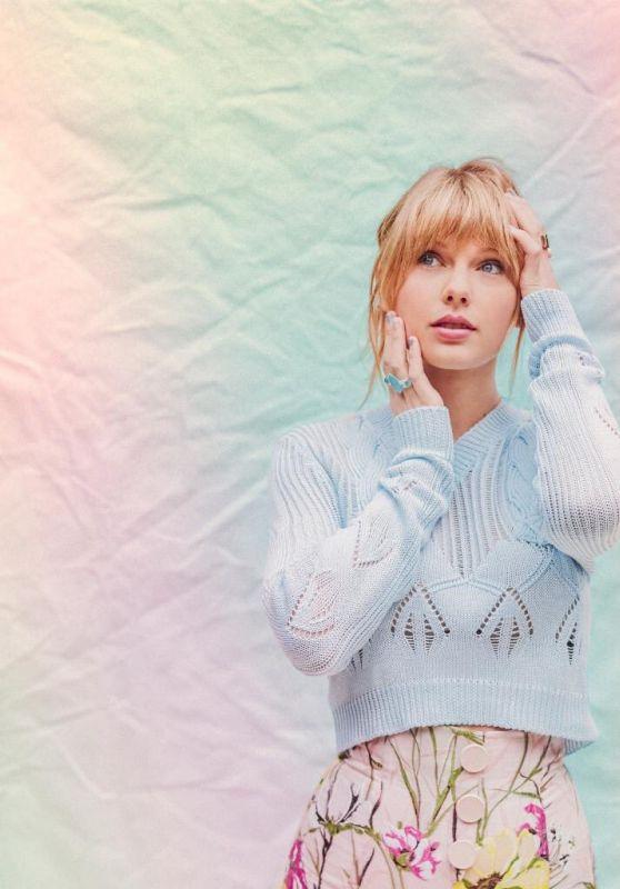Taylor Swift ME wallpaper