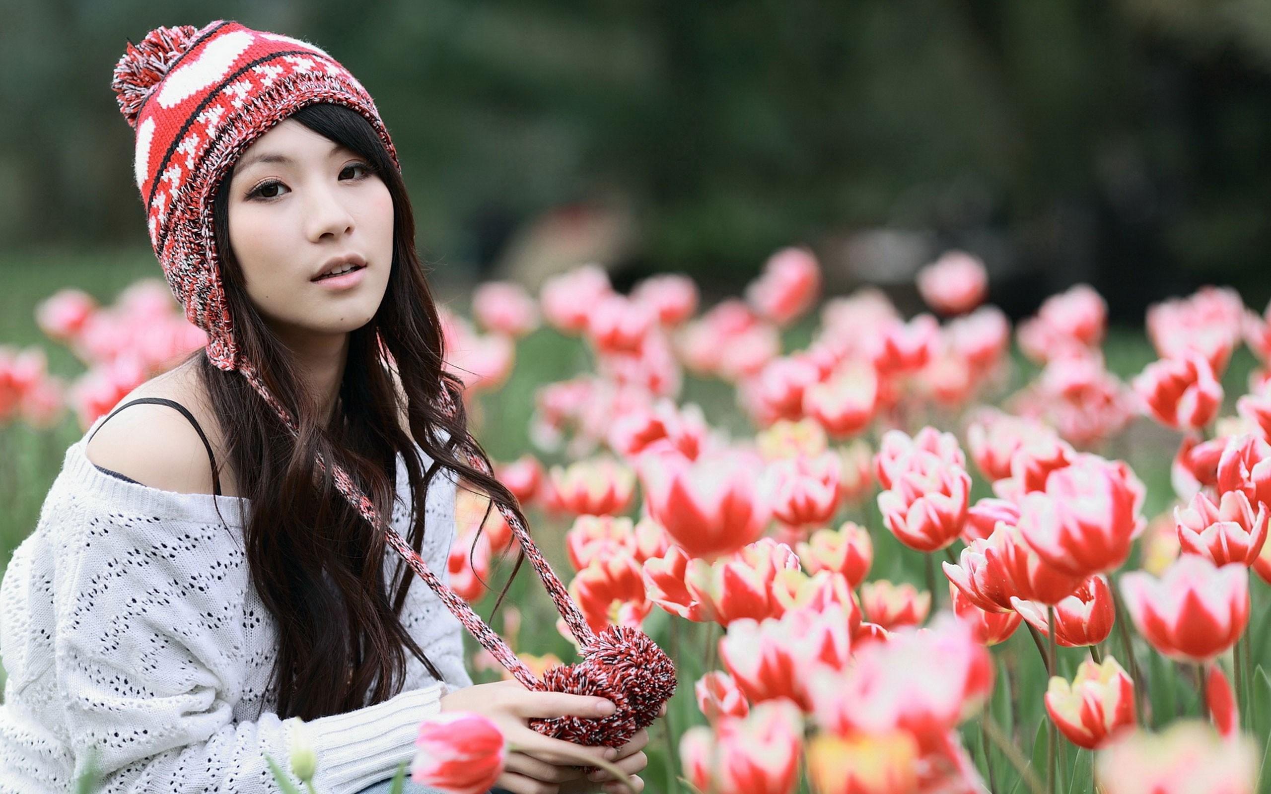 HQFX Wallpaper: Girls With Flowers Image For Desktop, Free