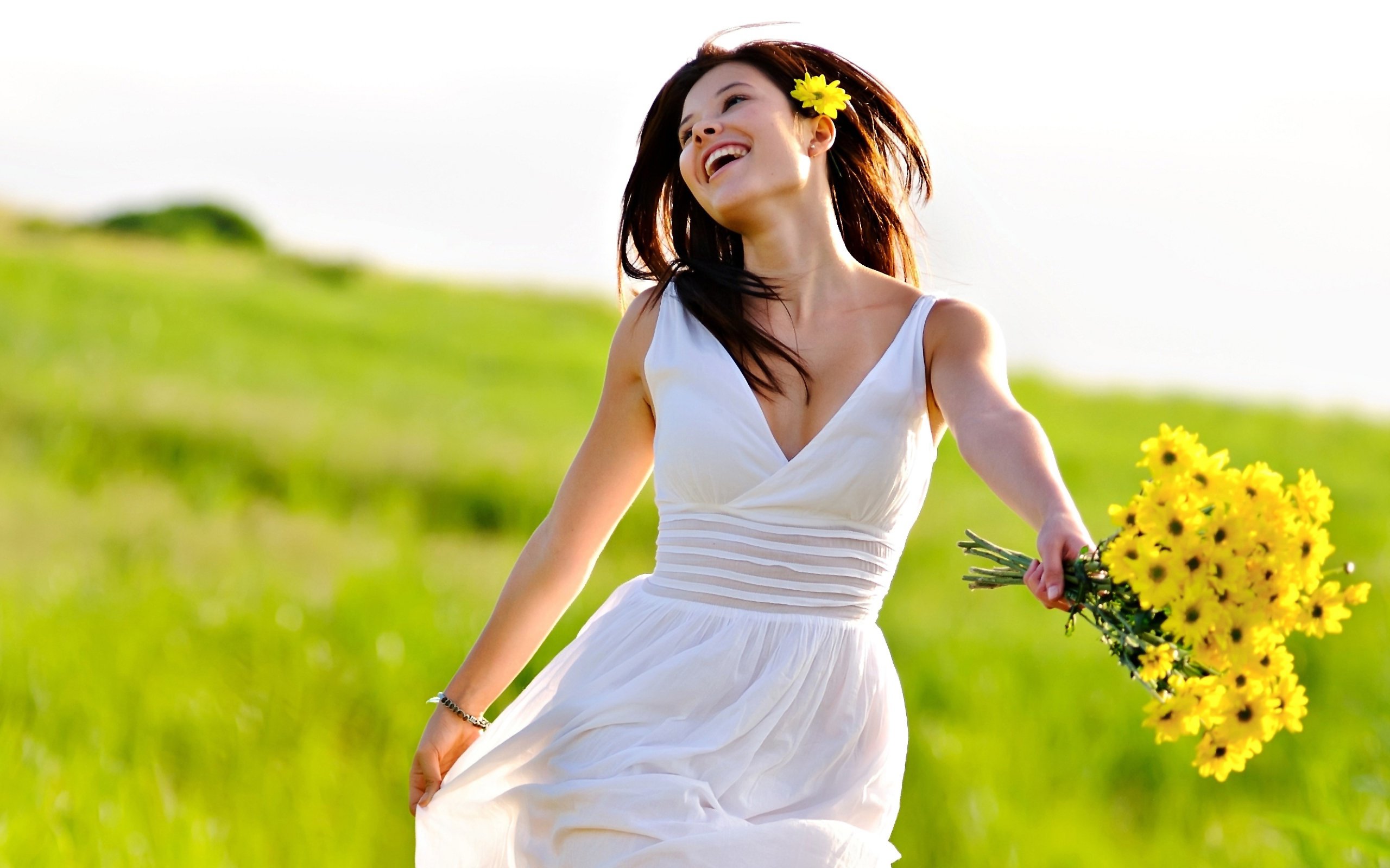 Group of Girl With Flowers Wallpaper