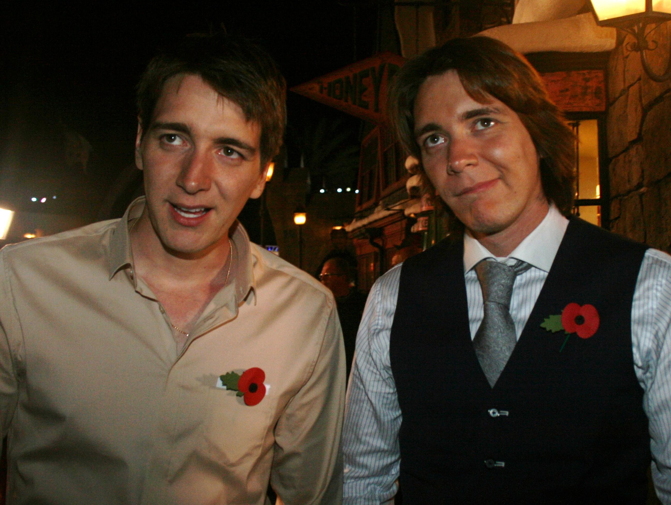 JAMES & OLIVER PHELPS- Fred & George Weasley. BEYOND THE MARQUEE