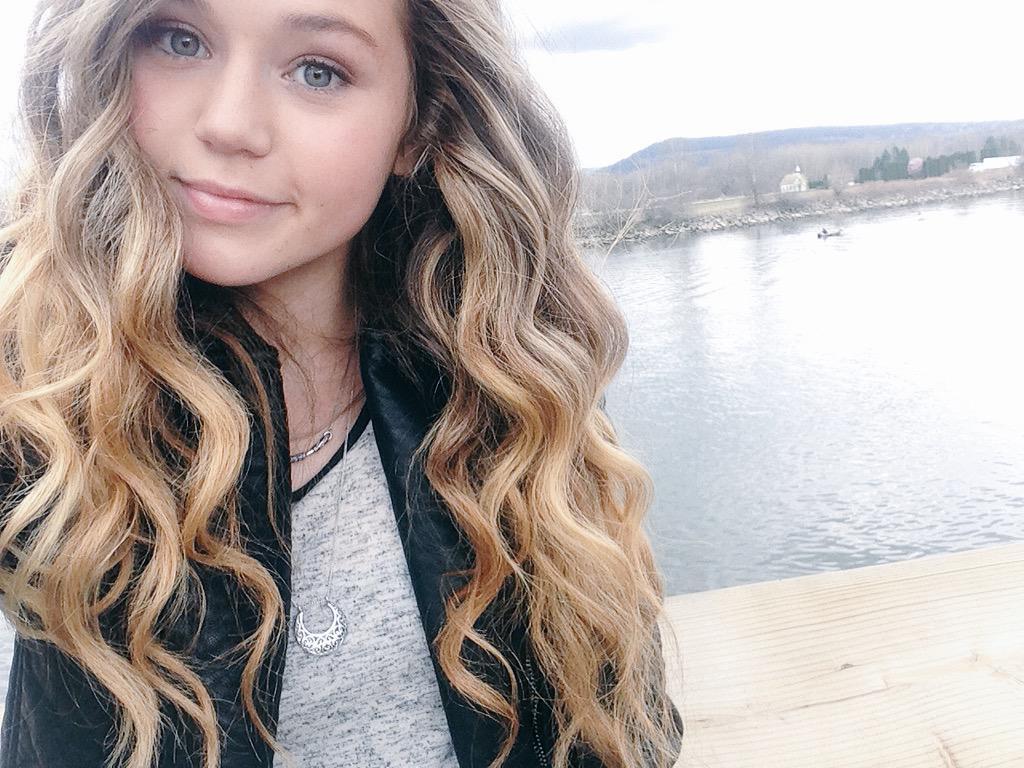 Brec Bassinger on Twitter: Also filmed on location today and I.