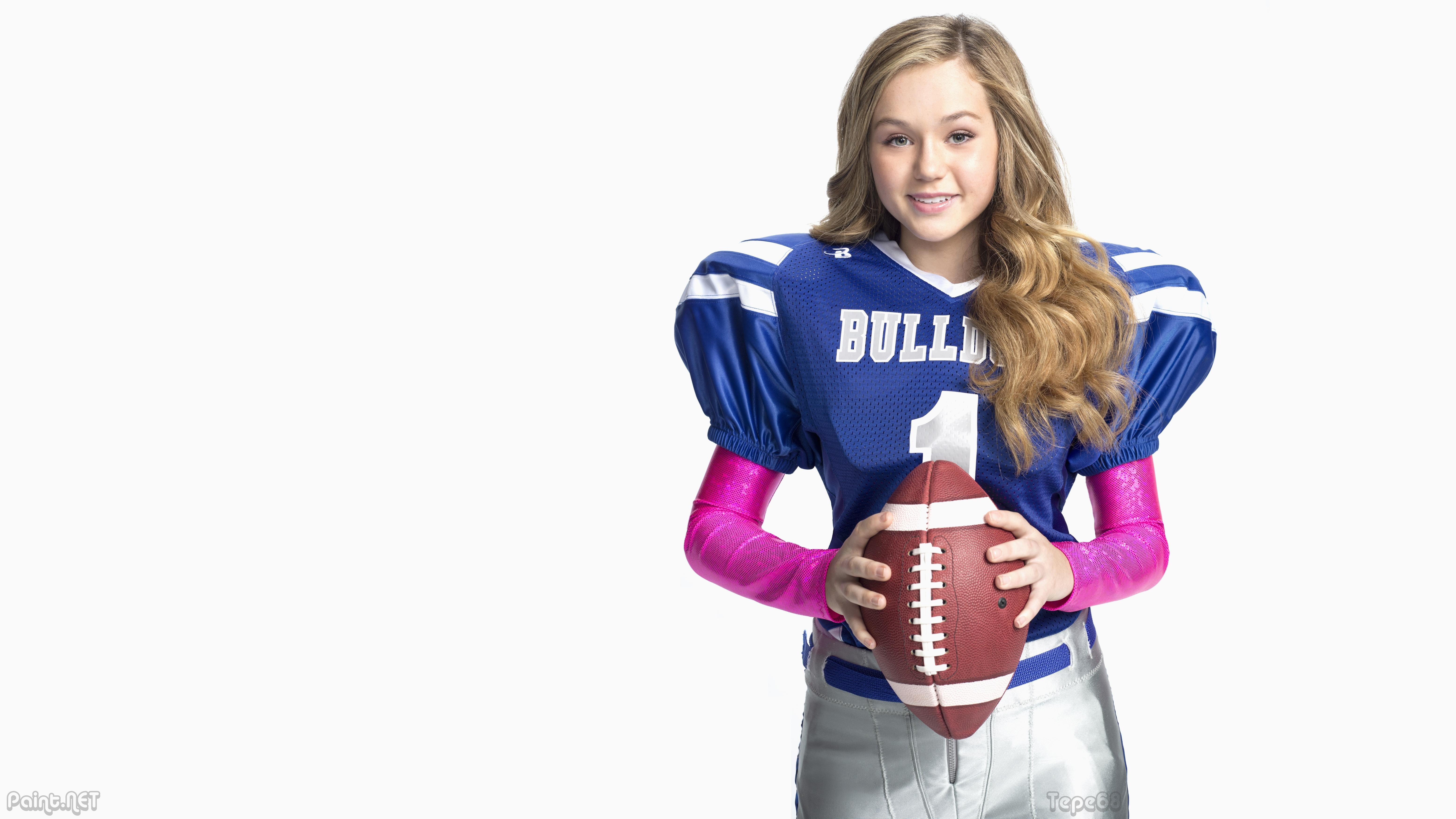 Brec Bassinger. Tepe68 Blog 3