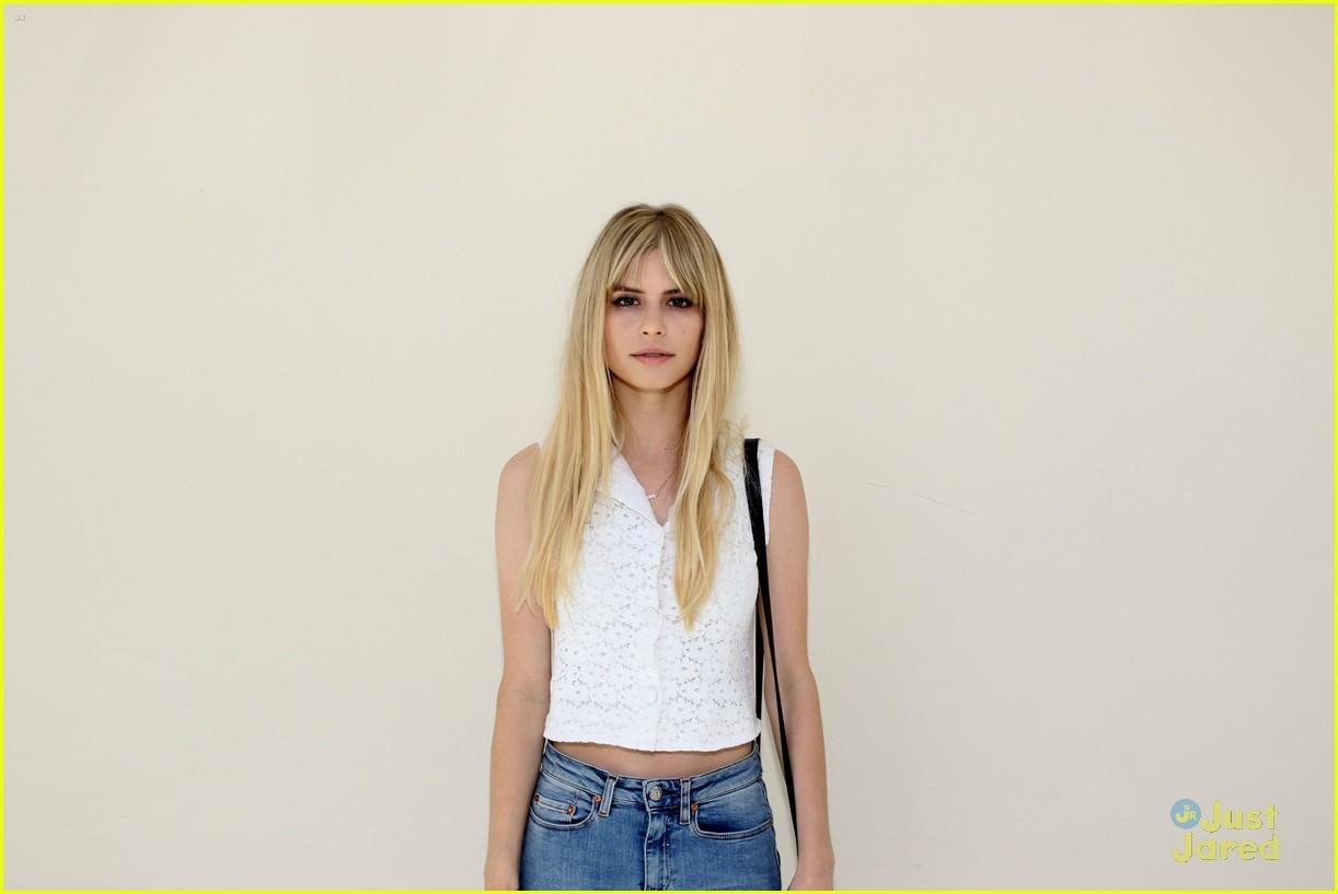 Carlson Young Skypes Every Day With Fiance Isom Innis. Photo