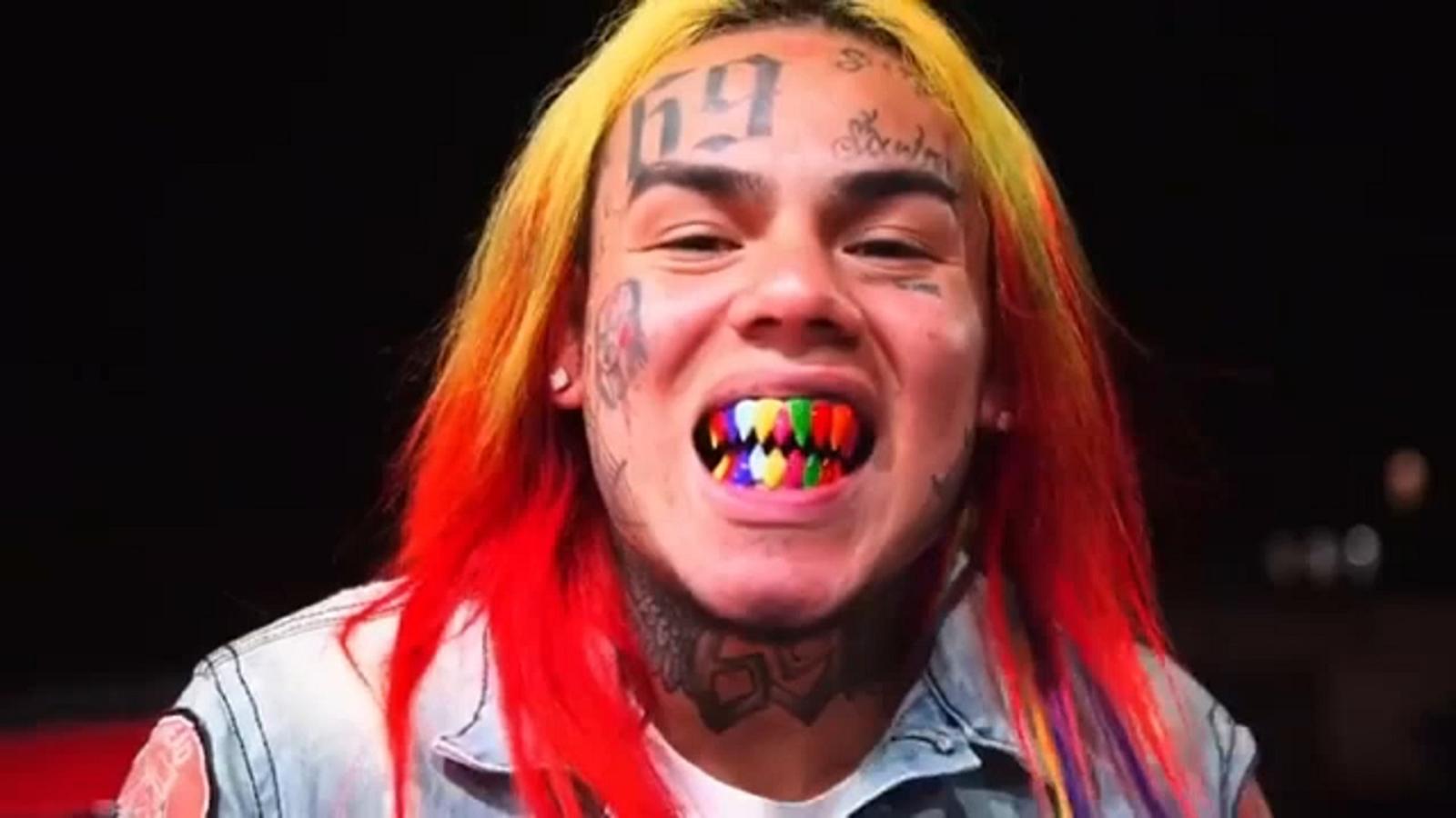 Rapper 6ix9ine says men forced him from car in Brooklyn, robbed him