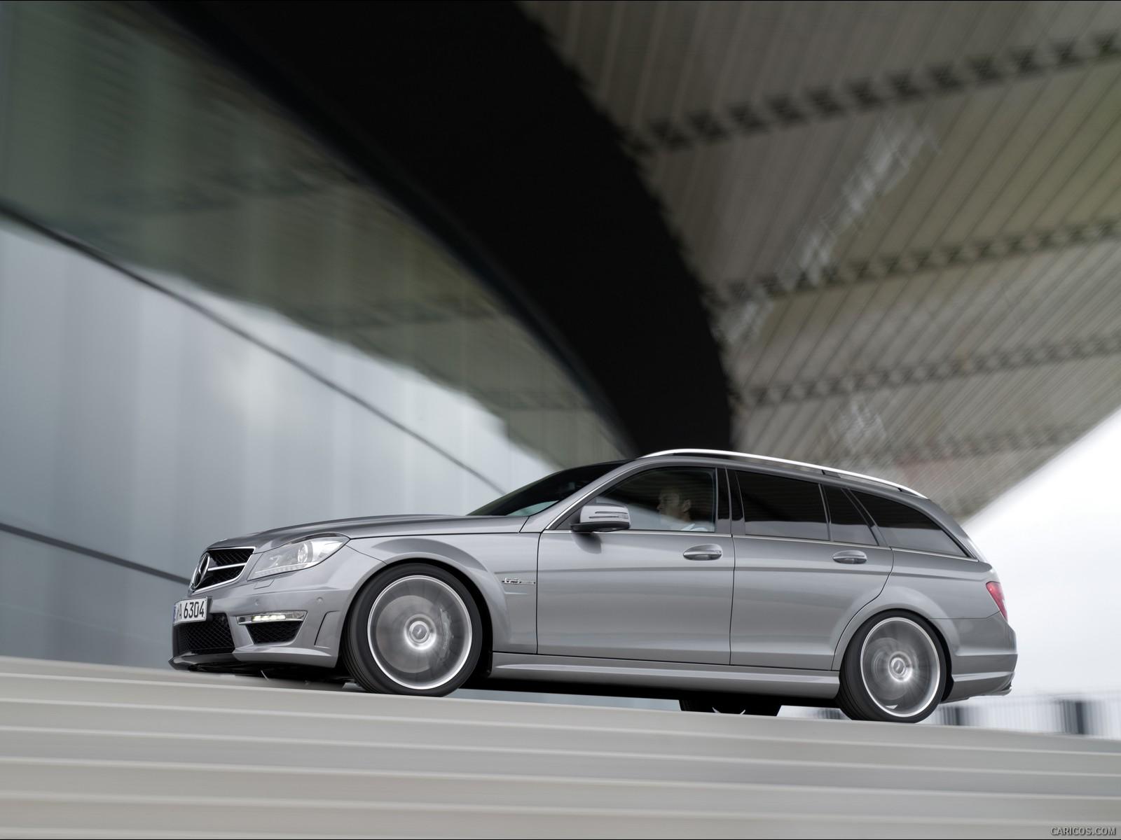 Mercedes Benz C63 AMG Estate. Wallpaper
