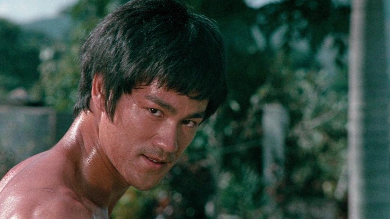 Bruce Lee Fists of Fury Wallpaper, Photo, Stills, Picture, Image