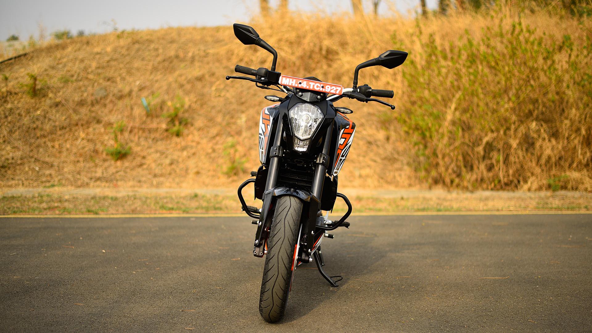 KTM 125 Duke 2019 ABS, Mileage, Reviews, Specification