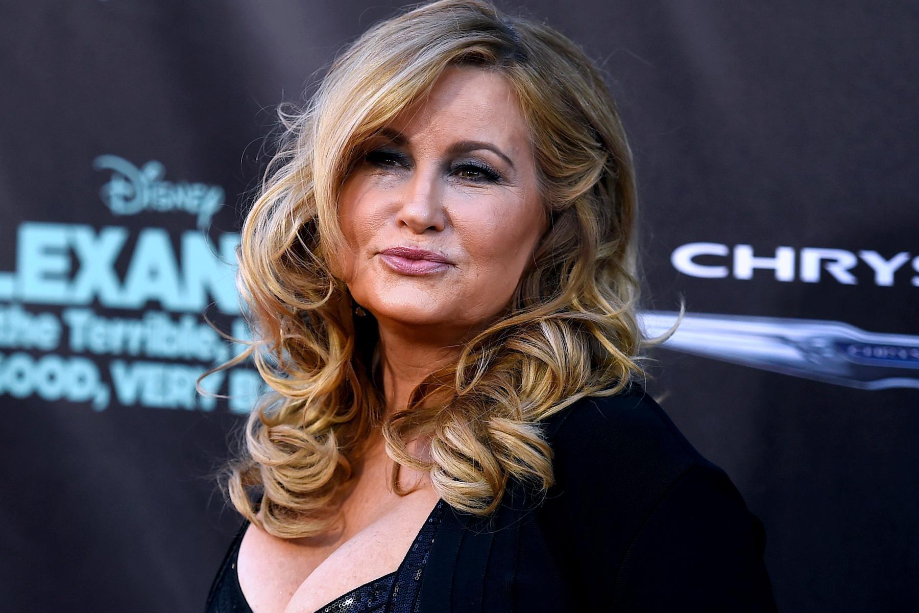 What happened to Jennifer Coolidge? Bio: Net Worth, Husband, Kids
