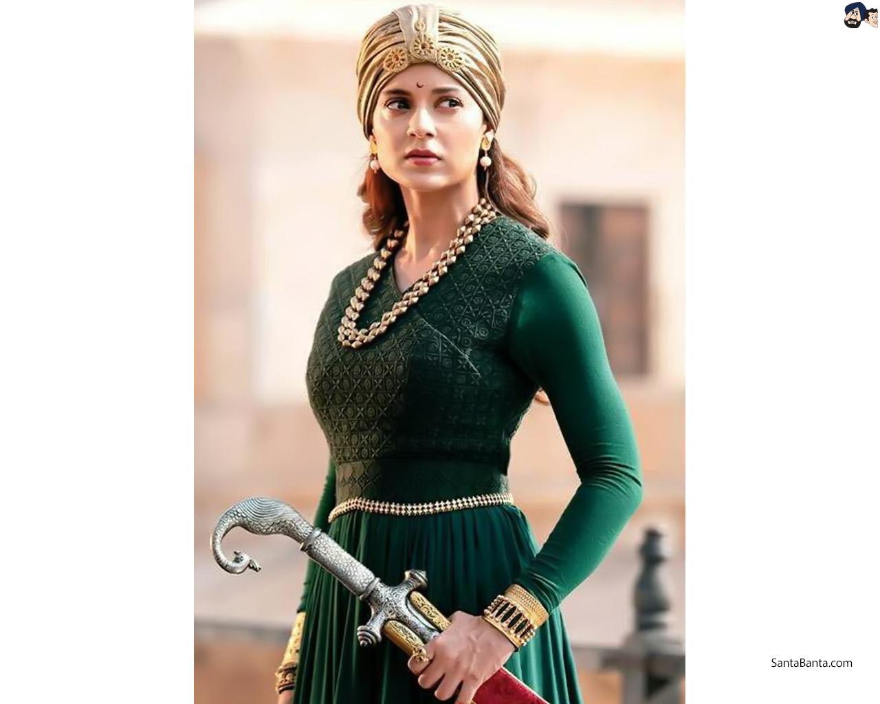Kanana Ranaut looks regal in Manikarnika: The Queen of Jhansi