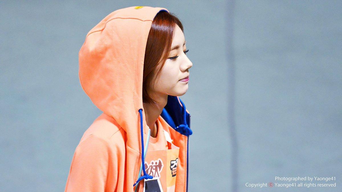 hyeri pics's so beautiful with a hoodie ❤