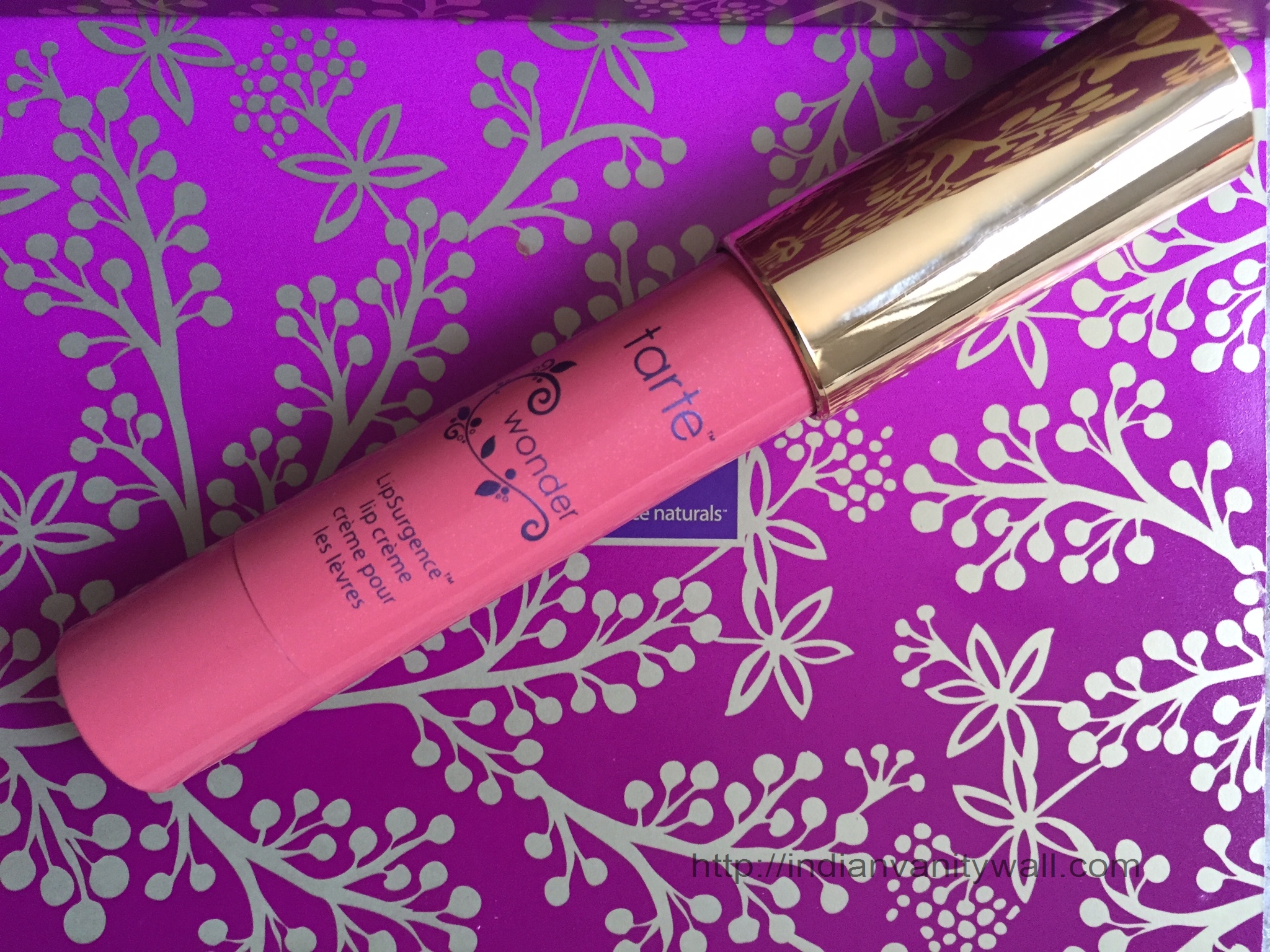 Tarte LipSurgence Lip Creme Wonder Review, Swatch & FOTD