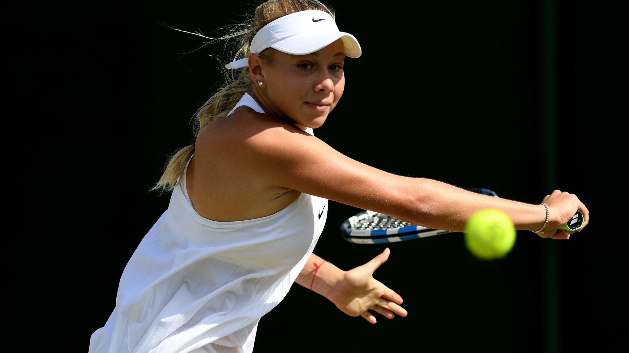 Wimbledon 2016: Varvara Gracheva/Elena Rybakina v Amanda Anisimova.