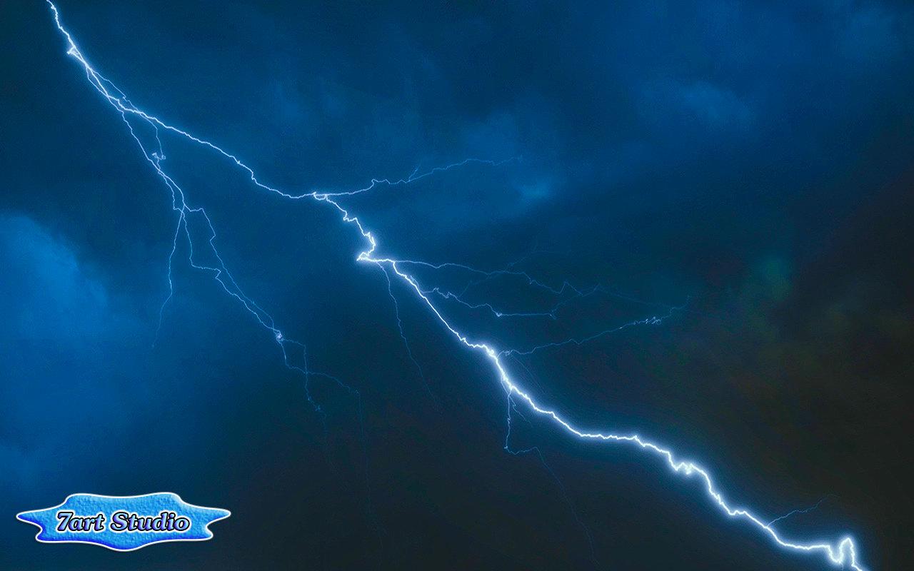 Storm Lightning Stunning Night screensaver & animated desktop