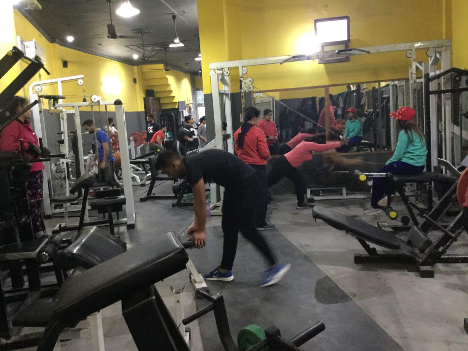 Fitness Lovers Unisex Gym Photo, Baldev Nagar, Ambala- Picture