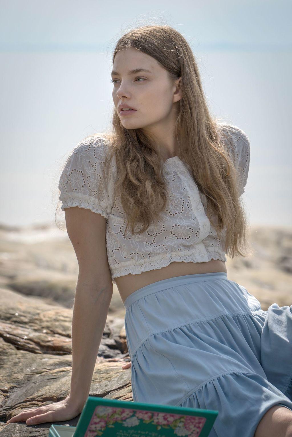 Kristine Froseth as Nola Kellergan in The Truth About the Harry
