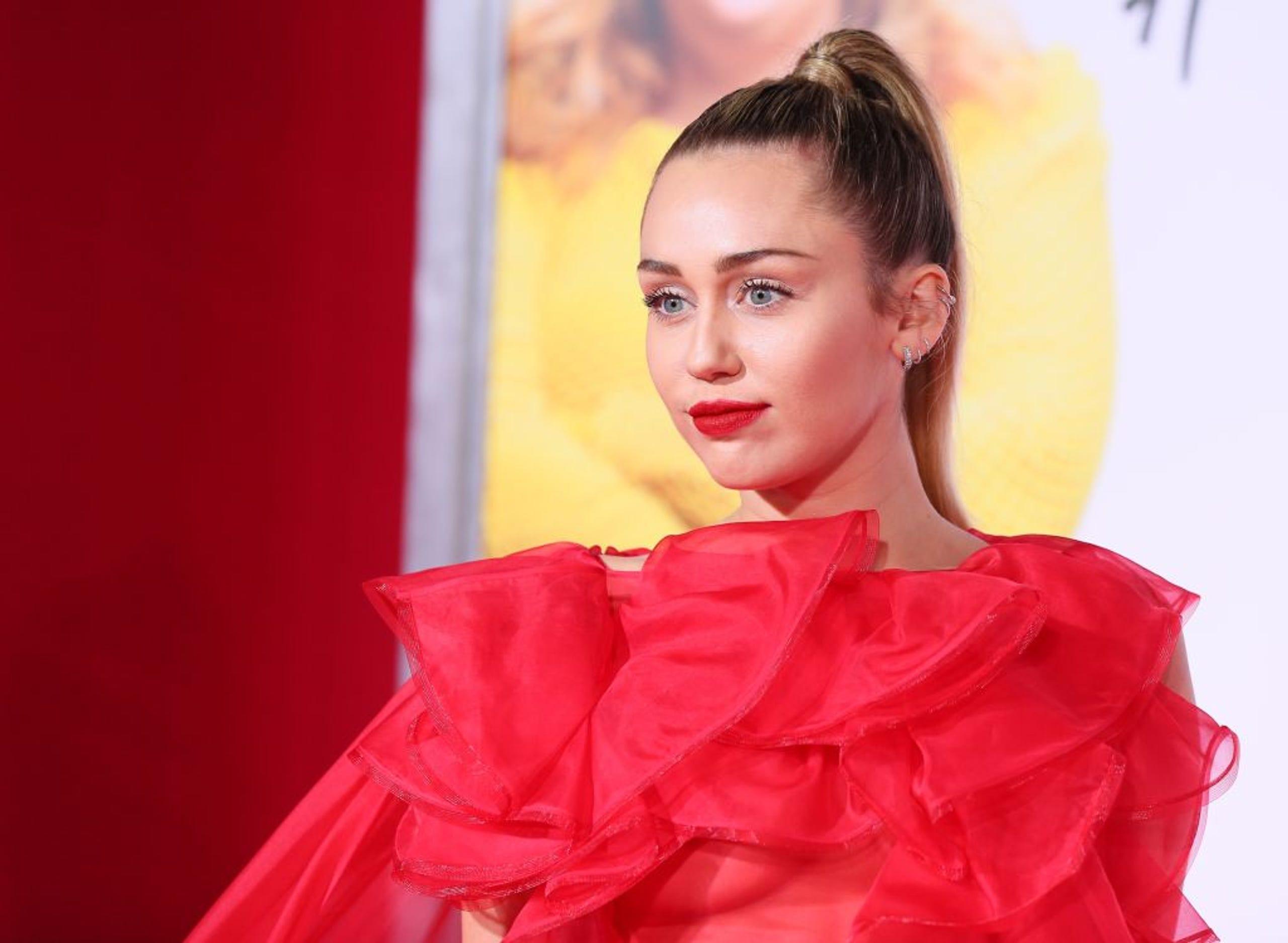 Miley Cyrus Mother's Daughter Wallpapers Wallpaper Cave