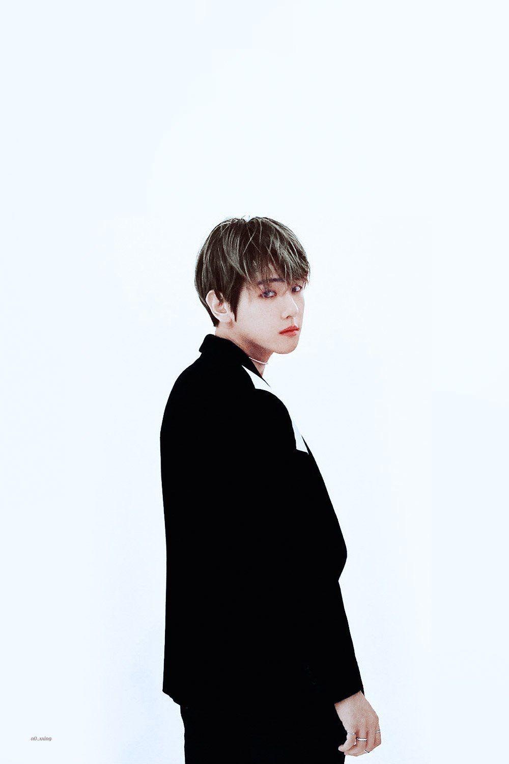 백현. Baekhyun. EXO. 엑소. Byun Baekhyun. LOVE SHOT. Hyunee