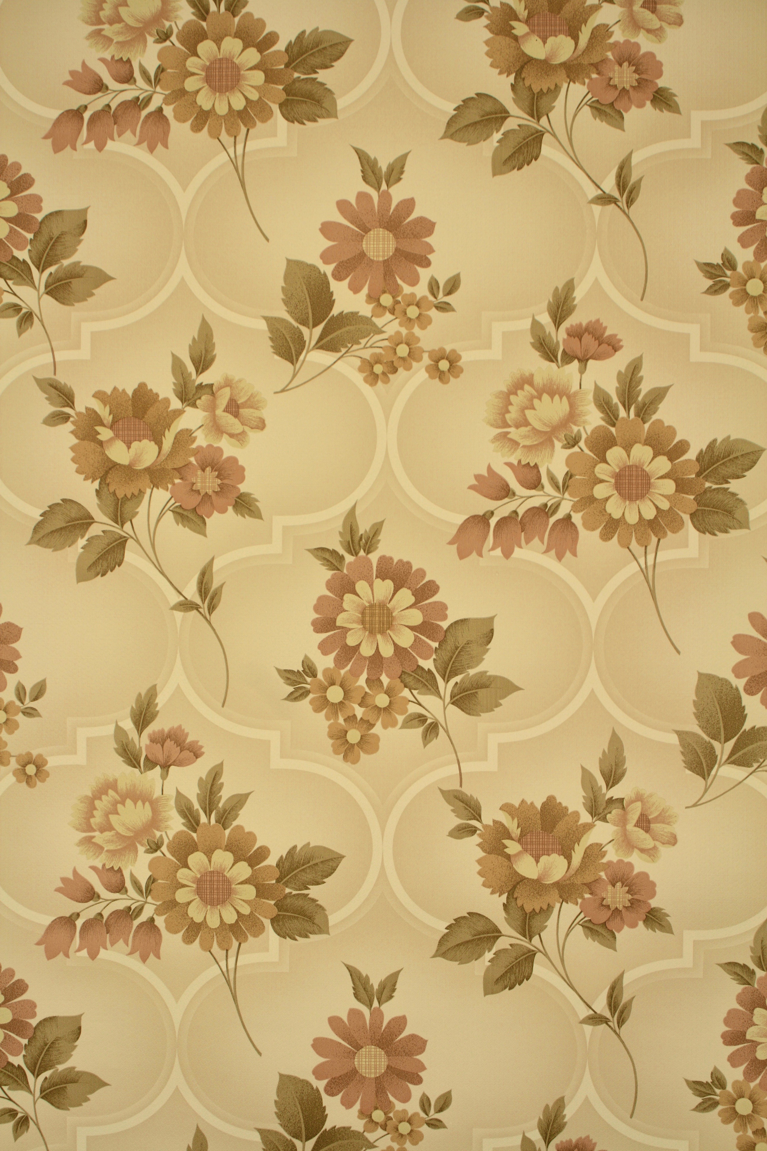 Seventies Floral Wallpaper with flower bush pattern