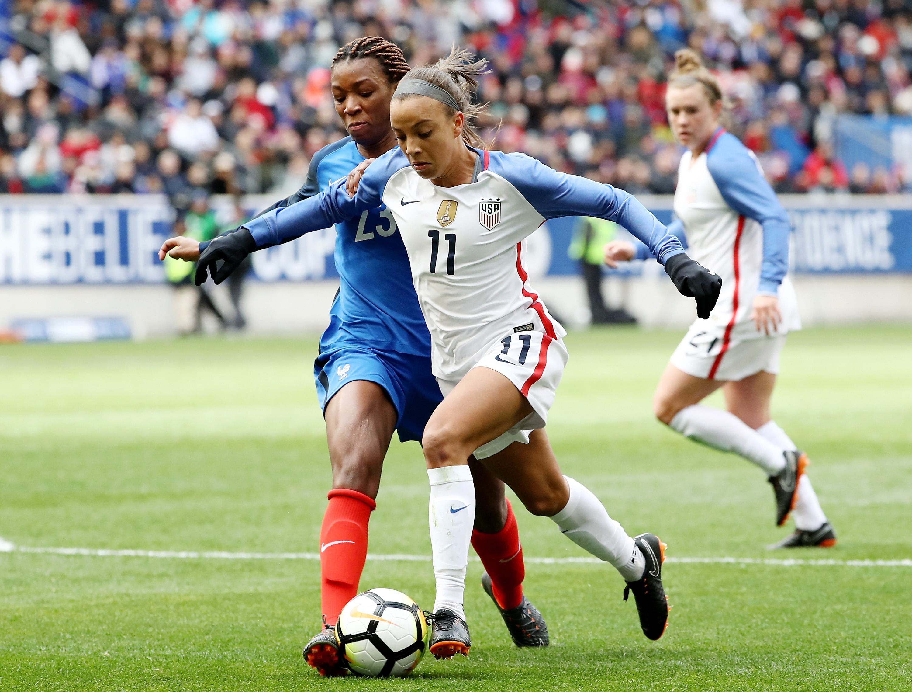 Mallory Pugh Scores As USWNT Settles For A 1 1 Tie With France At