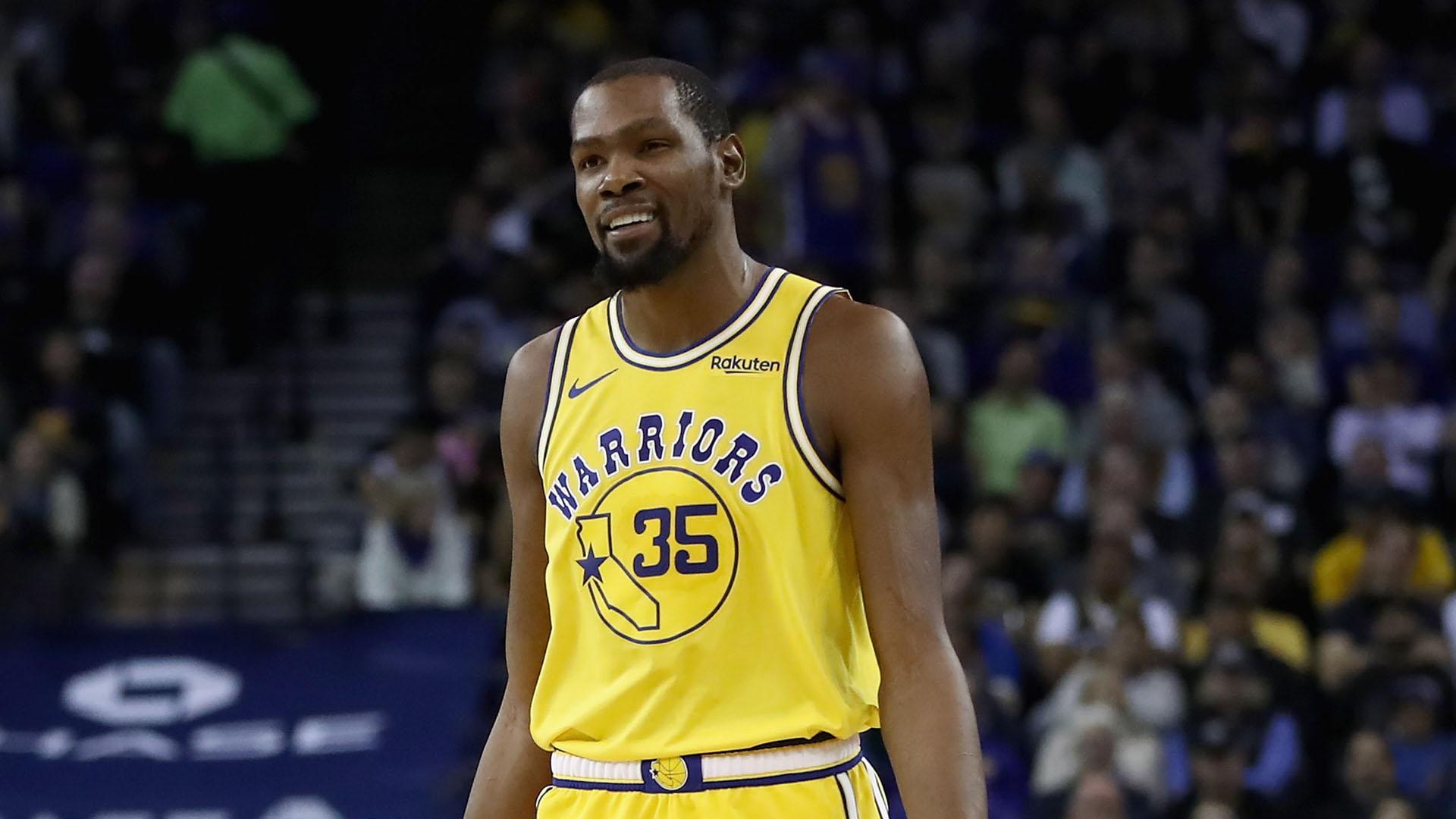 Warriors' Durant leaves game with ankle contusion