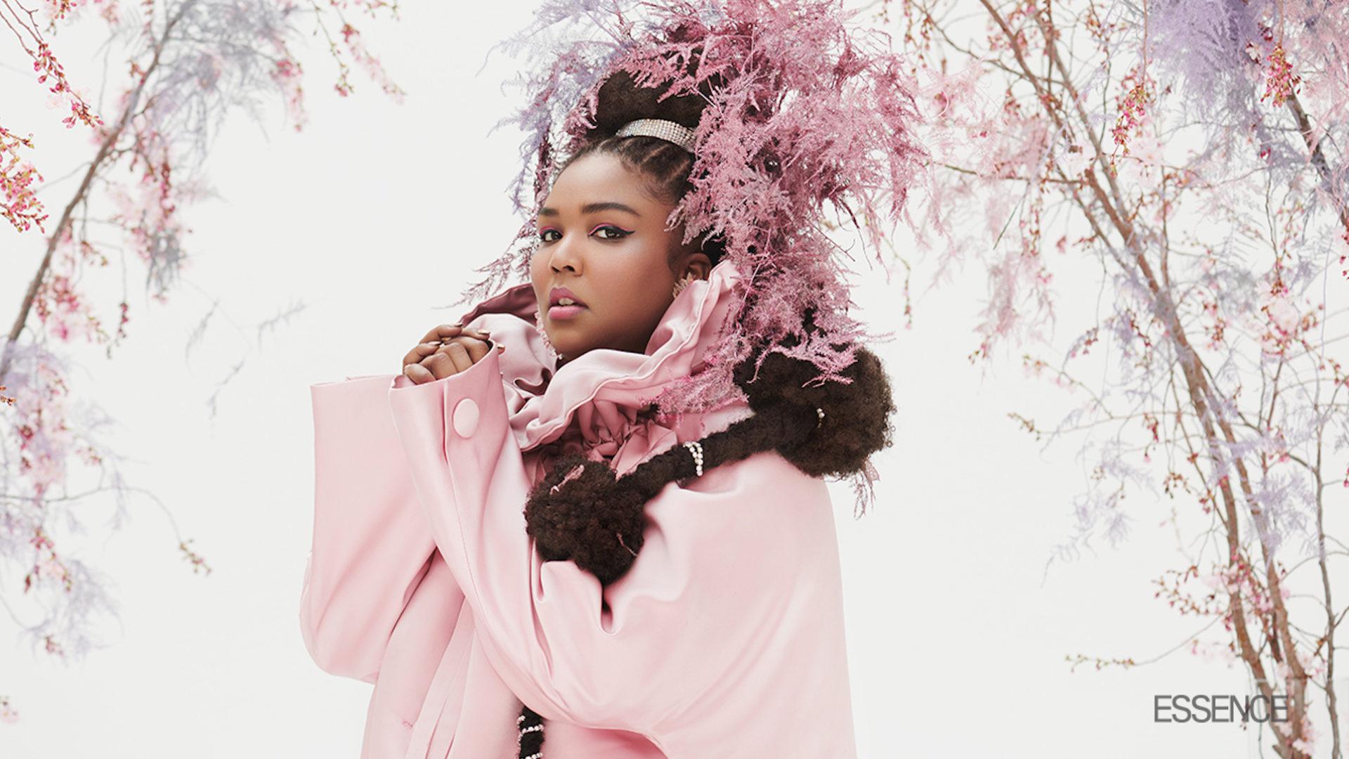Watch Lizzo Sing The 'Soul Glo' Theme Song