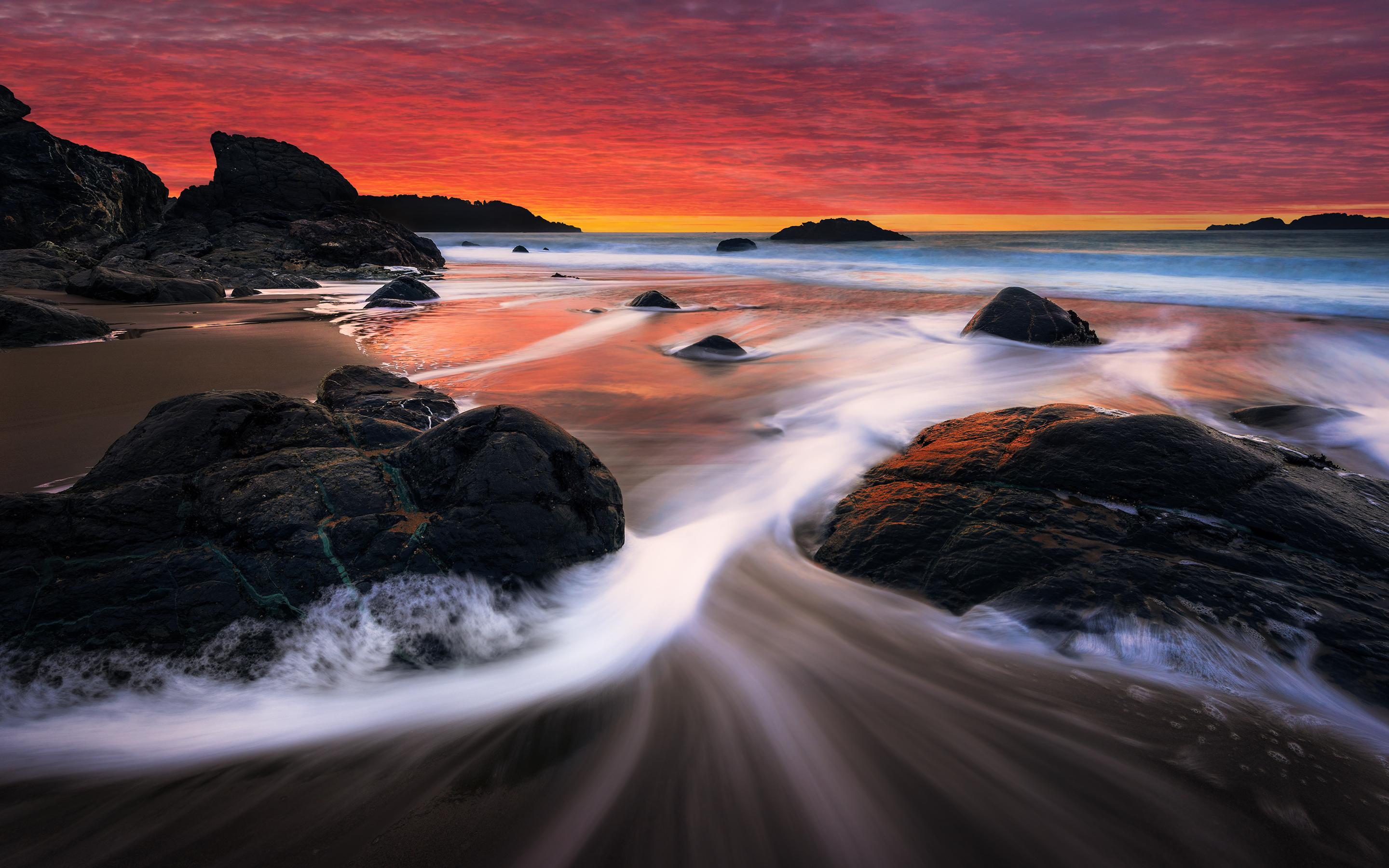 Nature & Landscape Sunset Rocks Shore Beach wallpaper Desktop