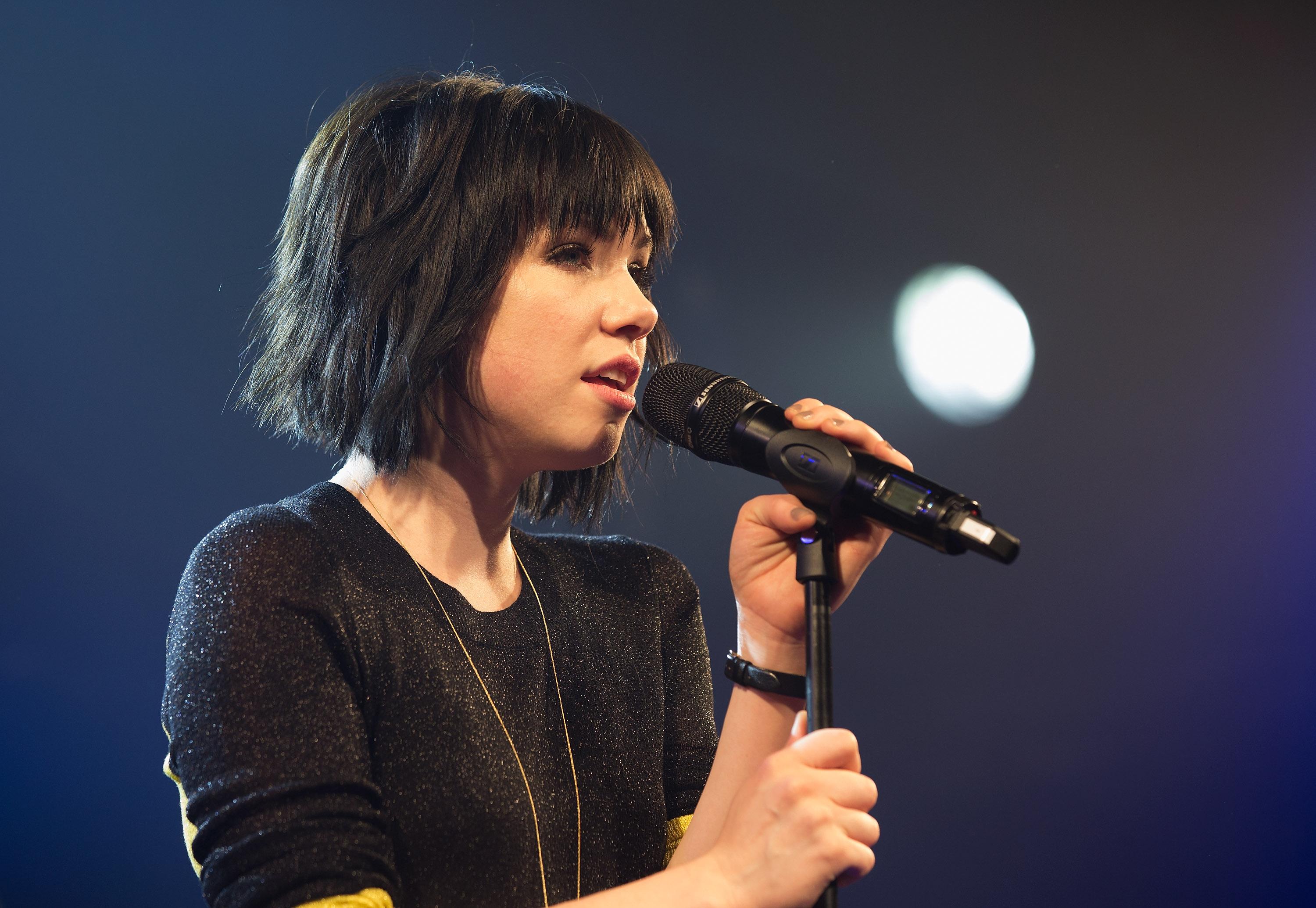 Carly Rae Jepsen Shares 'Emotion' Release Date, Preps New Single