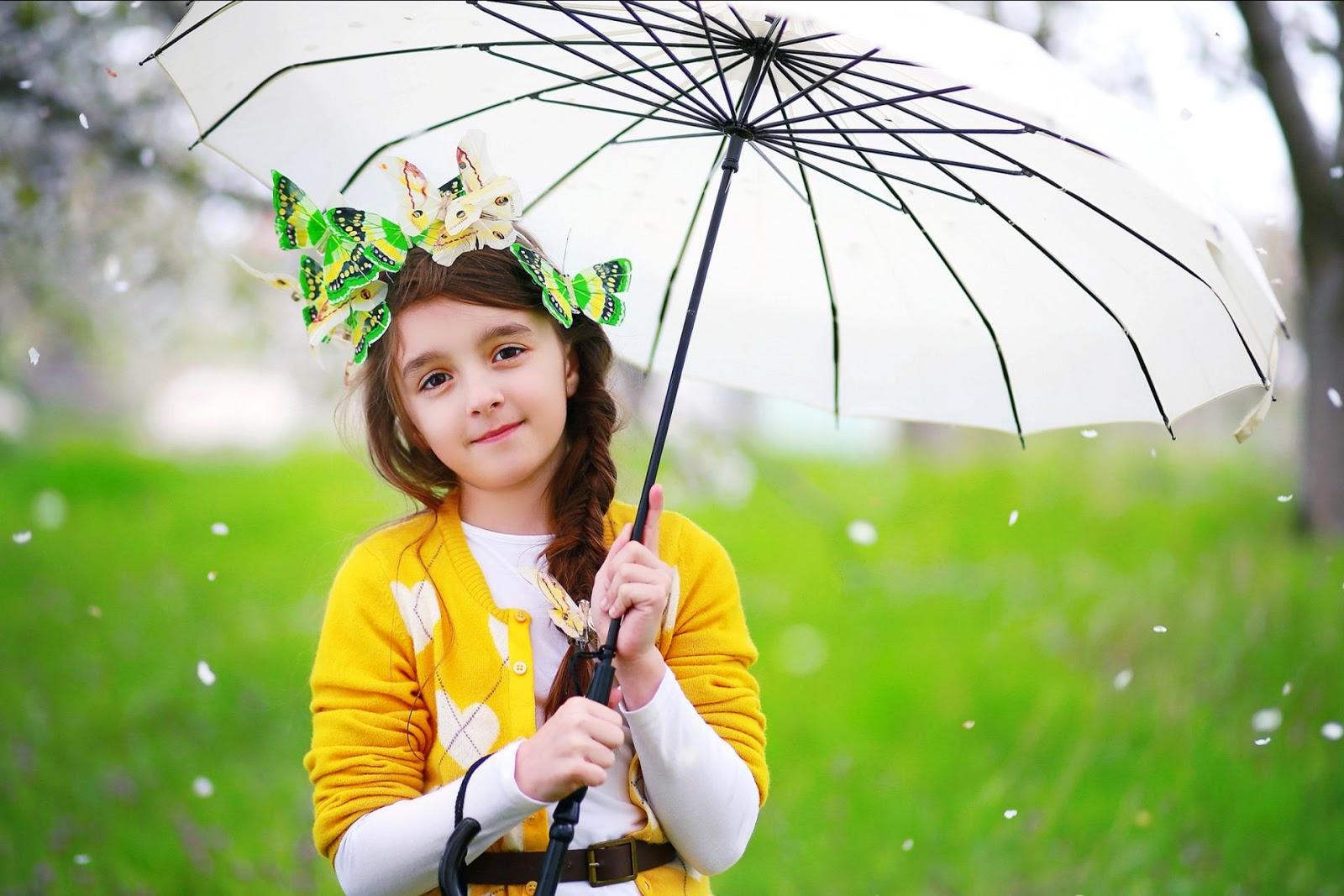 Beautiful Little Girl With Umbrella #Wallpaper
