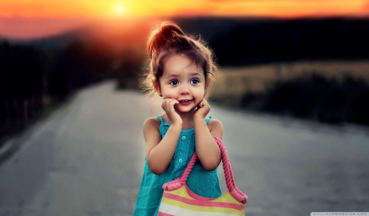 Cute Little Girl HD Wallpaper