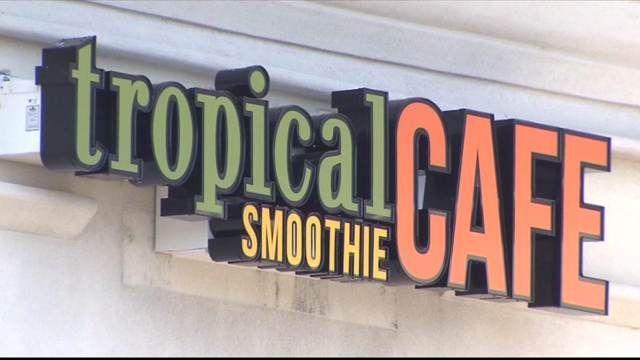 Smoothie Day: Tropical Smoothie Cafe offering free smoothies