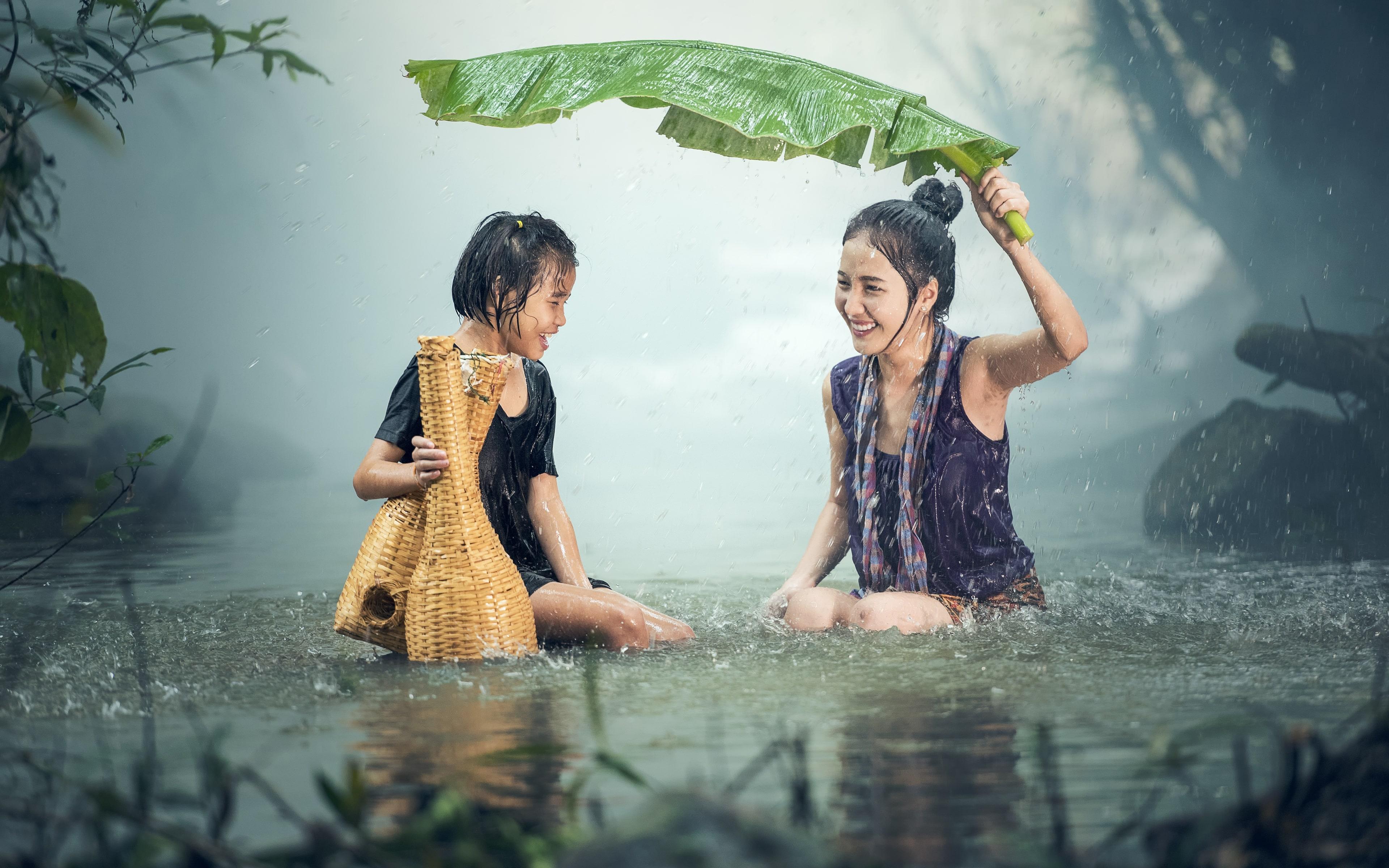 Two Asian Girls in Rain HD Wallpaper