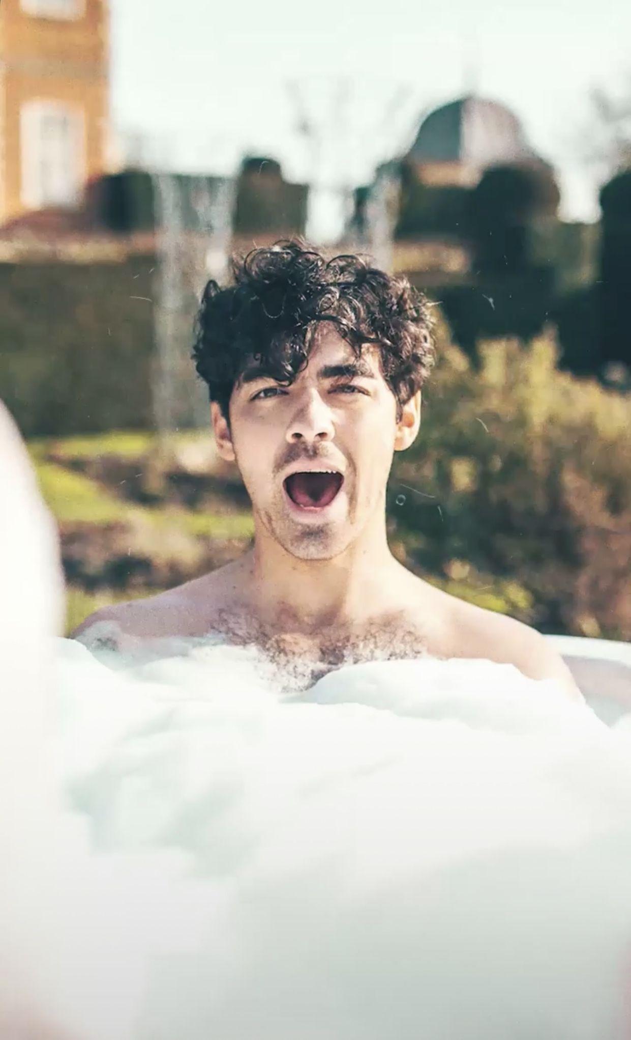 Joe Jonas on their new comeback “Sucker” MV #JonasBrothers
