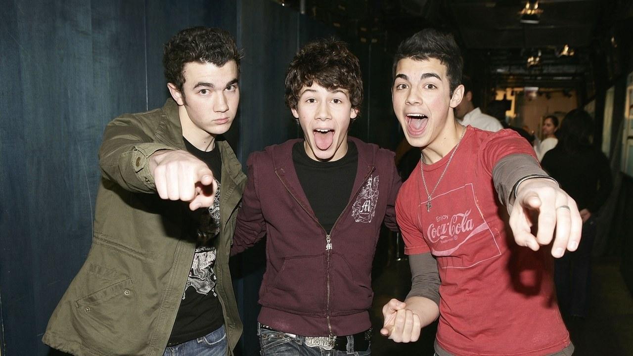 Best Behind the Scenes Instagrams From Jonas Brothers' Video Sucker