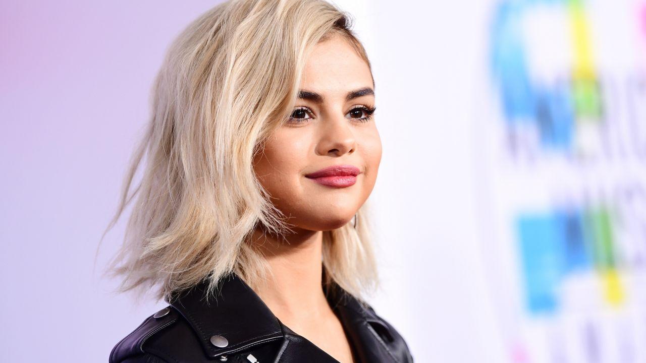Selena Gomez Blonde Hair 2019