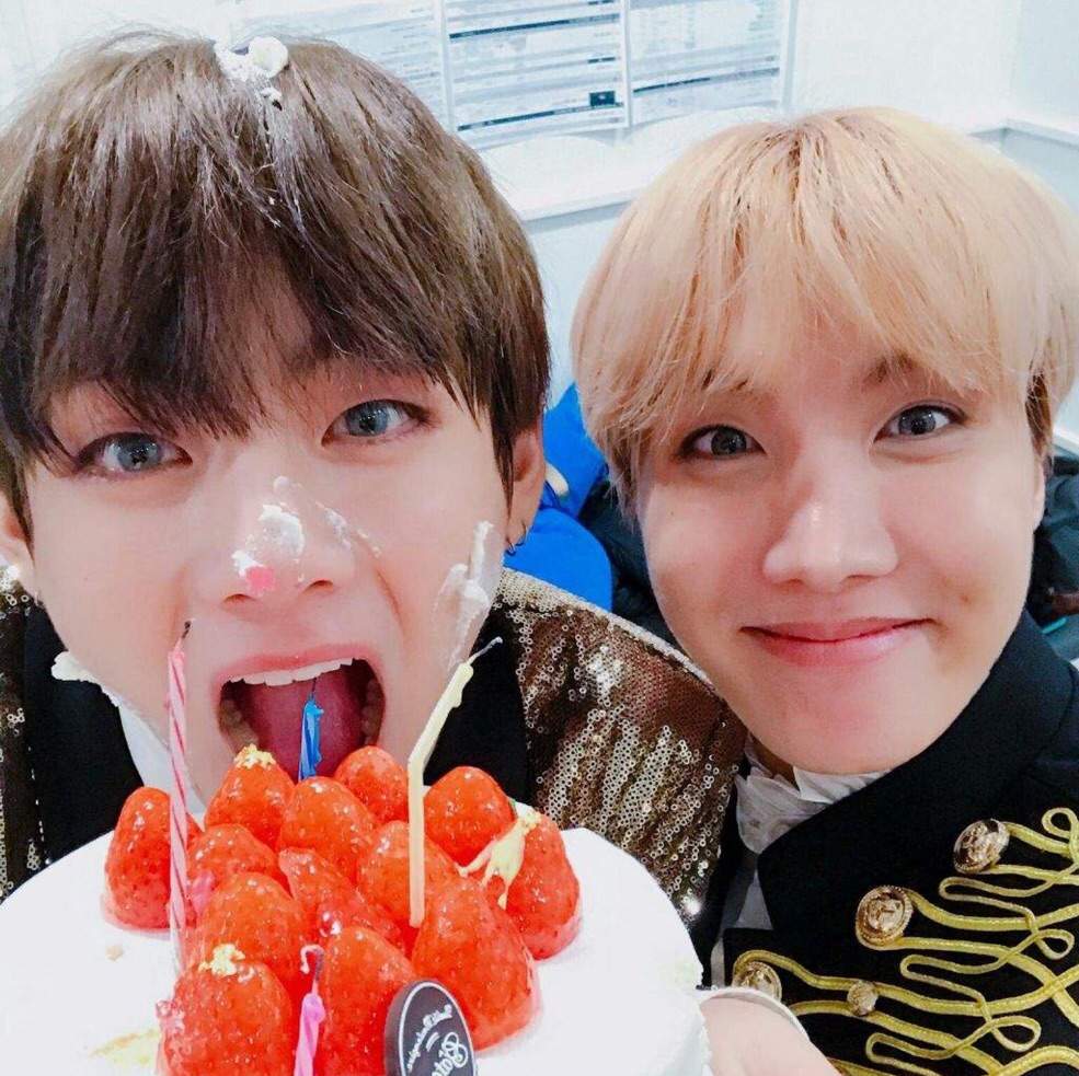 OTP Wrecker Selca Day. ARMY SHIPPERS Amino