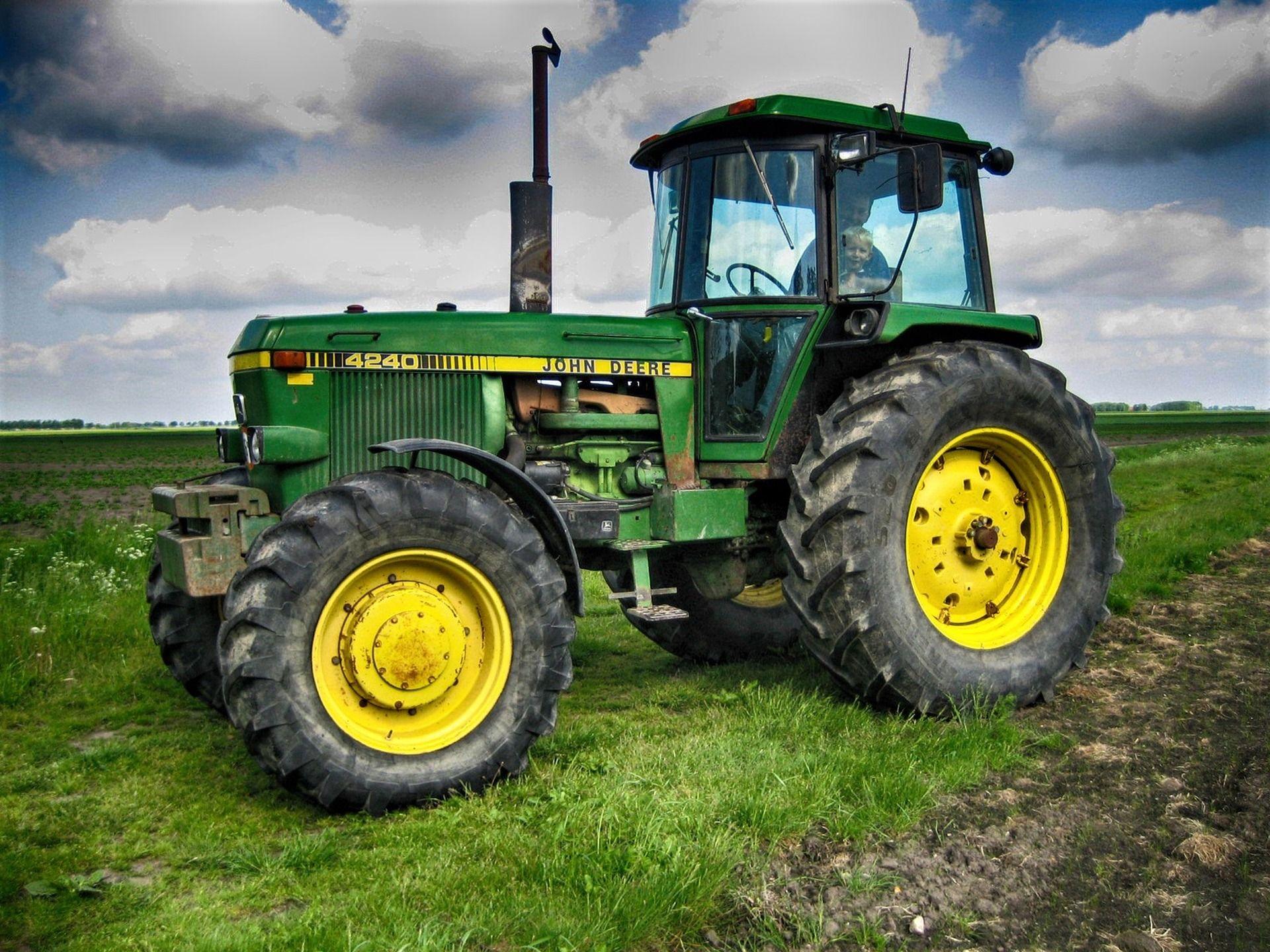 John Deere Tractor Wallpaper HD Free Download